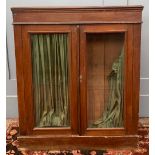 A 19th century glazed bookshelf, two shelves, with key, 89x103cmH