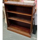 A mahogany bookshelf with two adjustable shelves, 91x32x102cmH