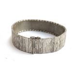 A 925 silver bark effect bracelet, hallmarked Birmingham, approx. 38.6g