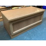A beech veneer side table/drawer, 98cmW