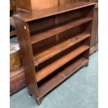 A 1920s oak bookshelf of four shelves, 107cmW