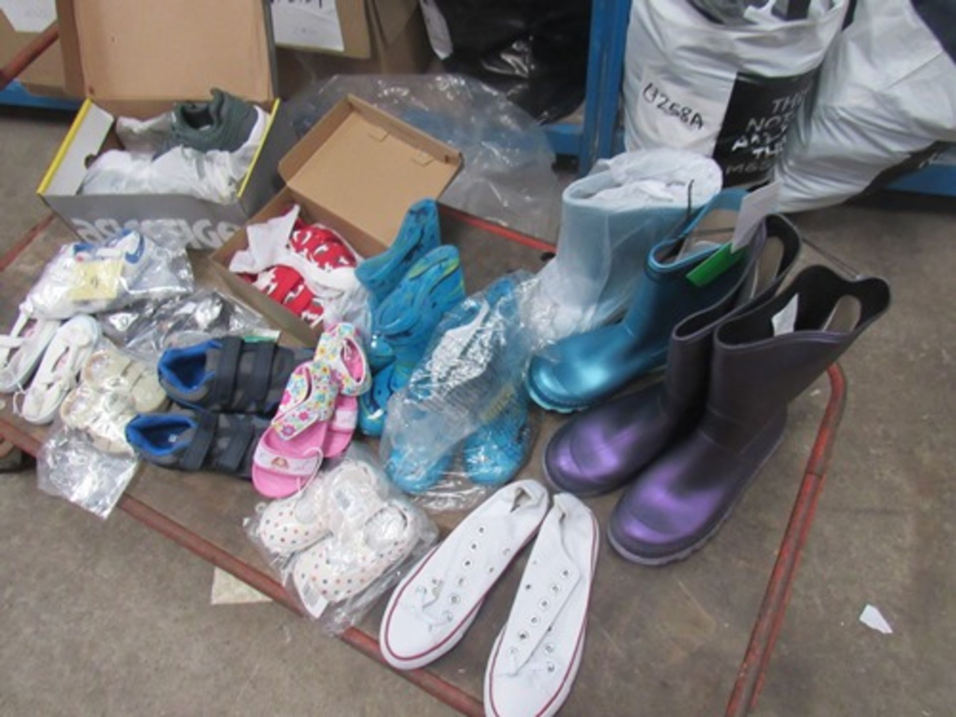 A quantity of children's shoes/Wellies including Mountain Warehouse, Clarks, Asics trainers, sizes - Image 2 of 2