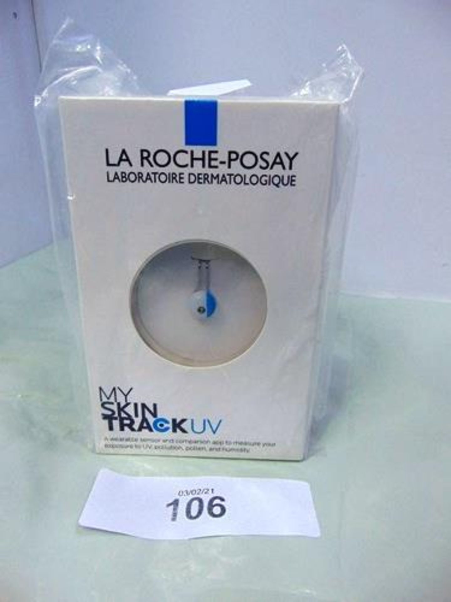 4 x La Roche-Posay My Skin UV Tracker battery free - Sealed new in pack (Cab1)