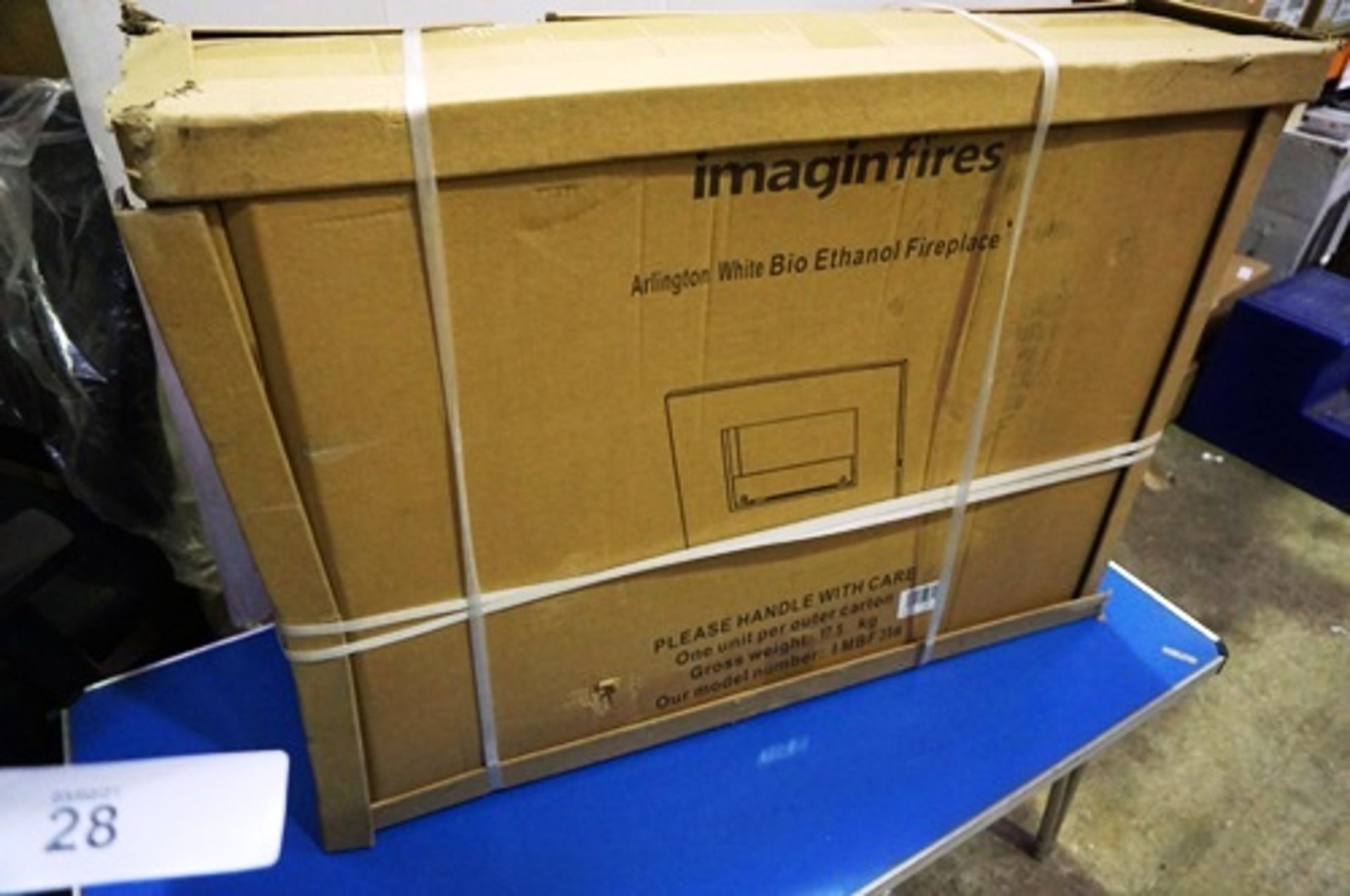An Imagine Fires Arlington white bio ethanol fireplace, model LMBF35W - Sealed new in box (ES3)