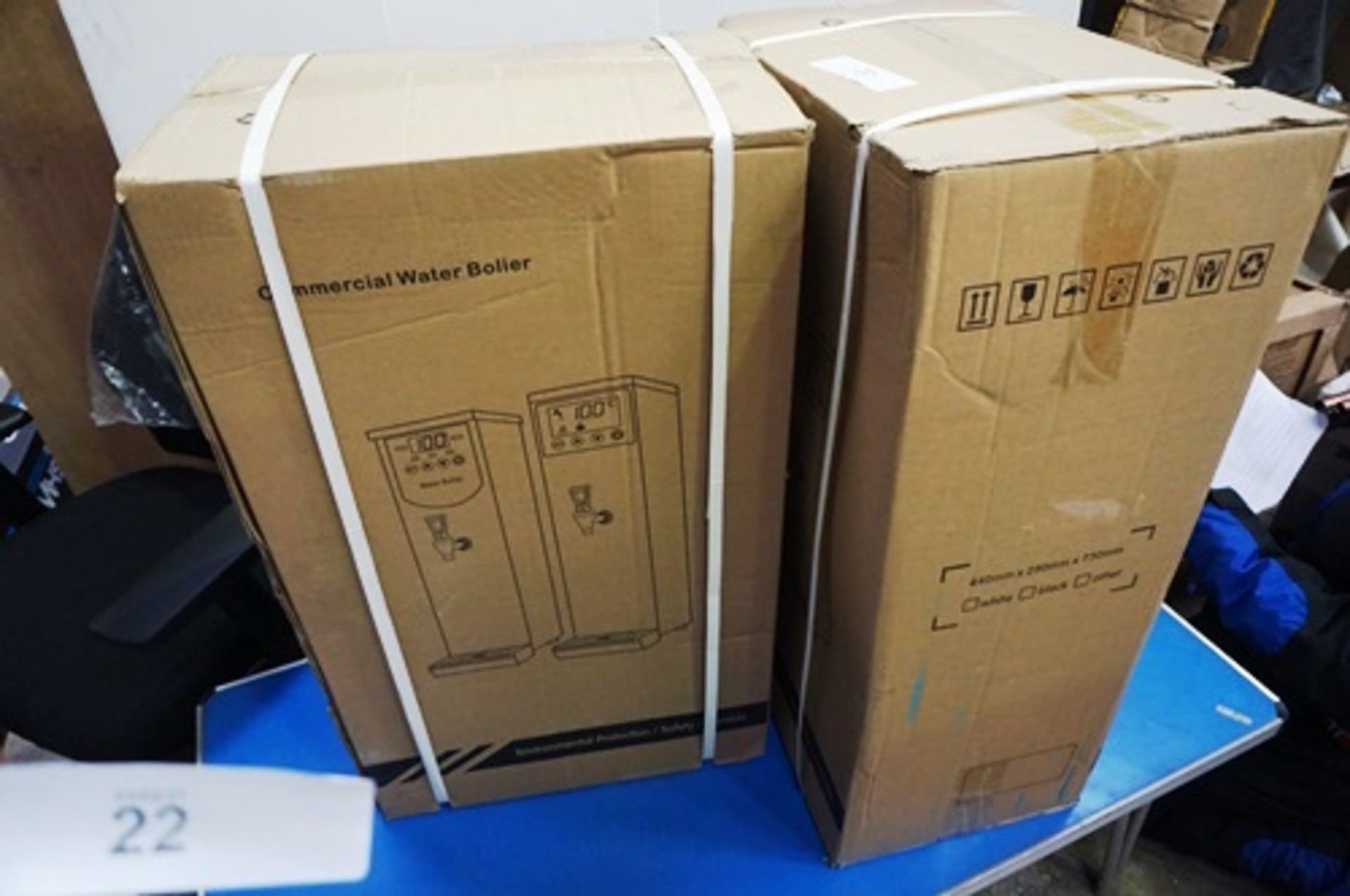 2 x commercial water boilers, size 440 x 280 x 730mm - Sealed new in box (ES7)