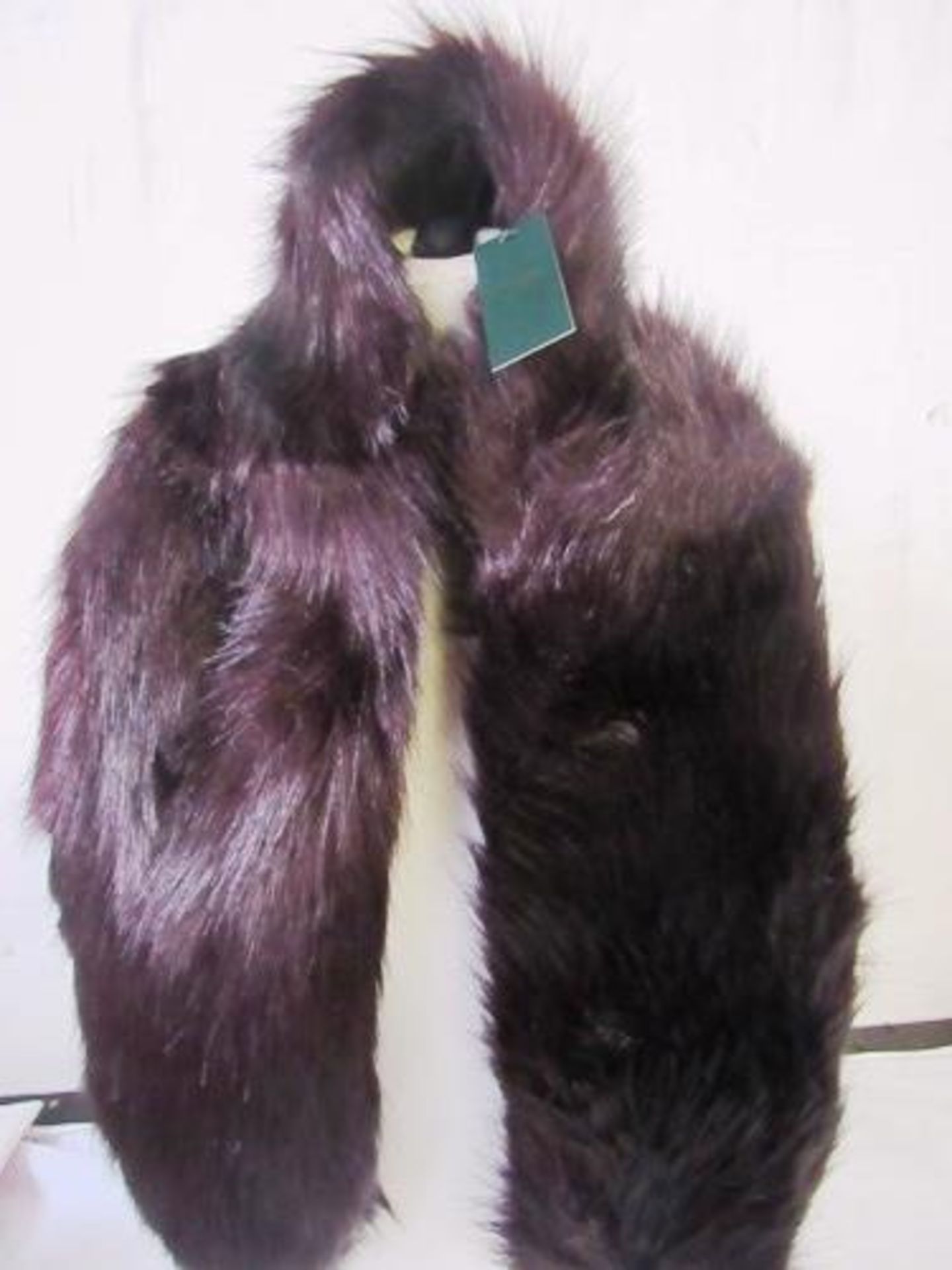 2 x Hobbs faux fur Lumi wraps, one size, colour dark berry - Sealed new in pack (ES17B)