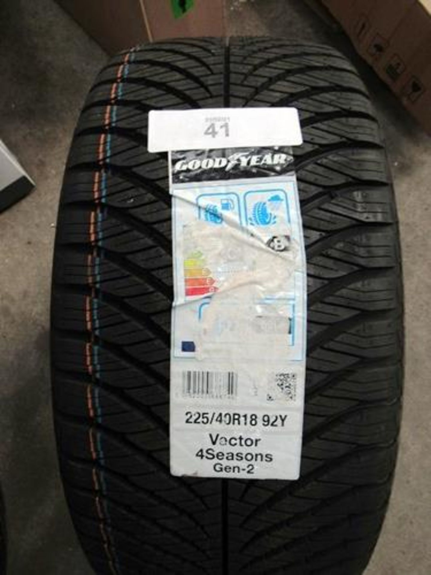 1 x Goodyear Vector 4 Seasons Gen 2 tyre, size 225/40ZR18 92Y - New with label (GS2)