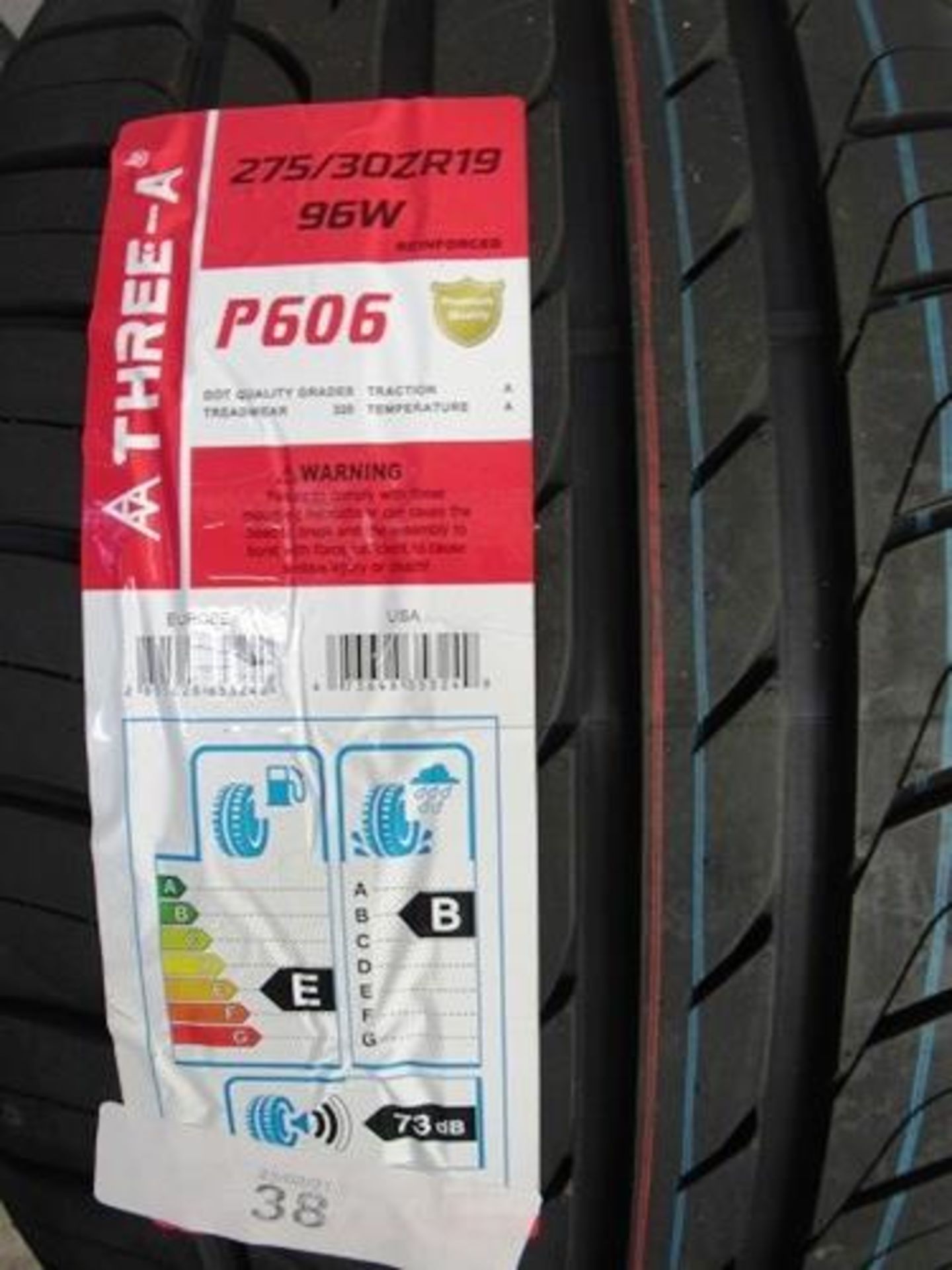 1 x A-Three-A P606 reinforced tyre, size 275/30ZR19 96W - New with label (GS2)