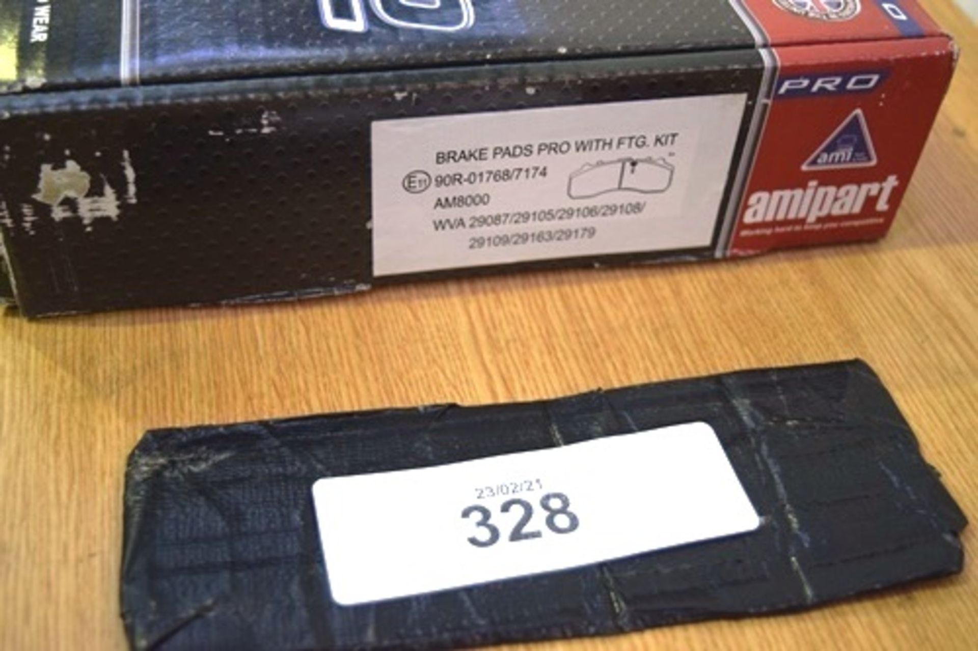 1 x pack of Amipart Pro truck & trailer disc pads, model AM8000, box contains 4 x brake pads Pro - Image 2 of 2