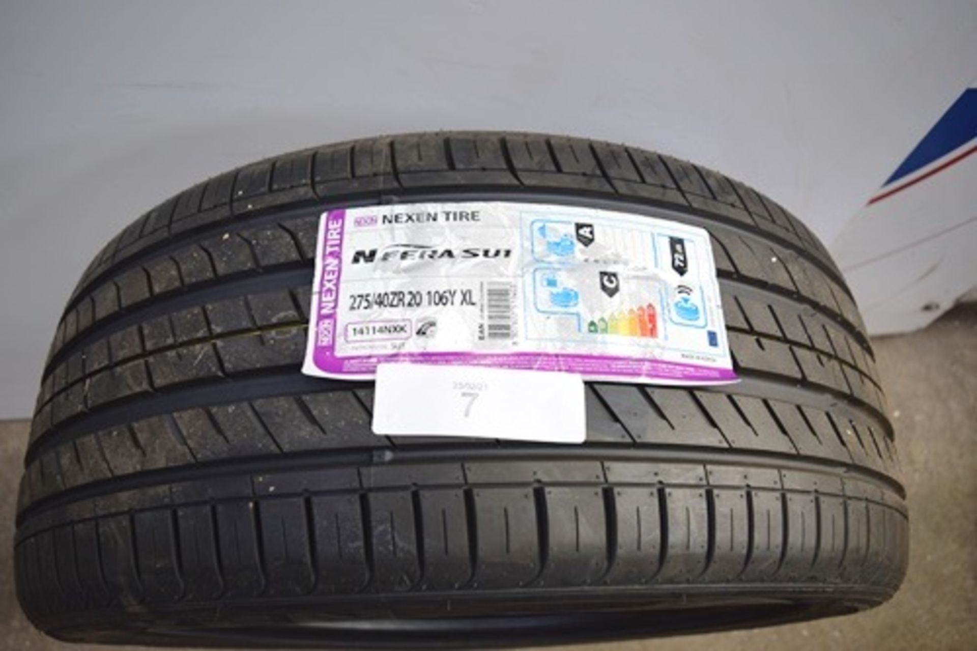 1 x Nexen N Fera SU1 tyre, size 275/40ZR20 106Y XL - New with label (GS1)