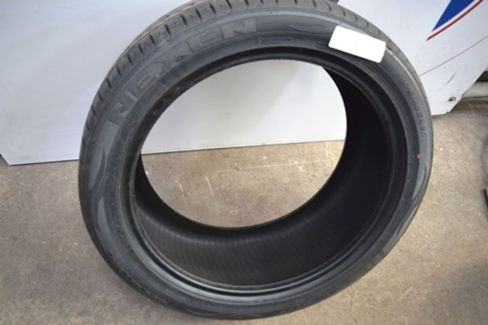1 x Nexen N Fera SU1 tyre, size 275/40ZR20 106Y XL - New with label (GS1) - Image 2 of 2
