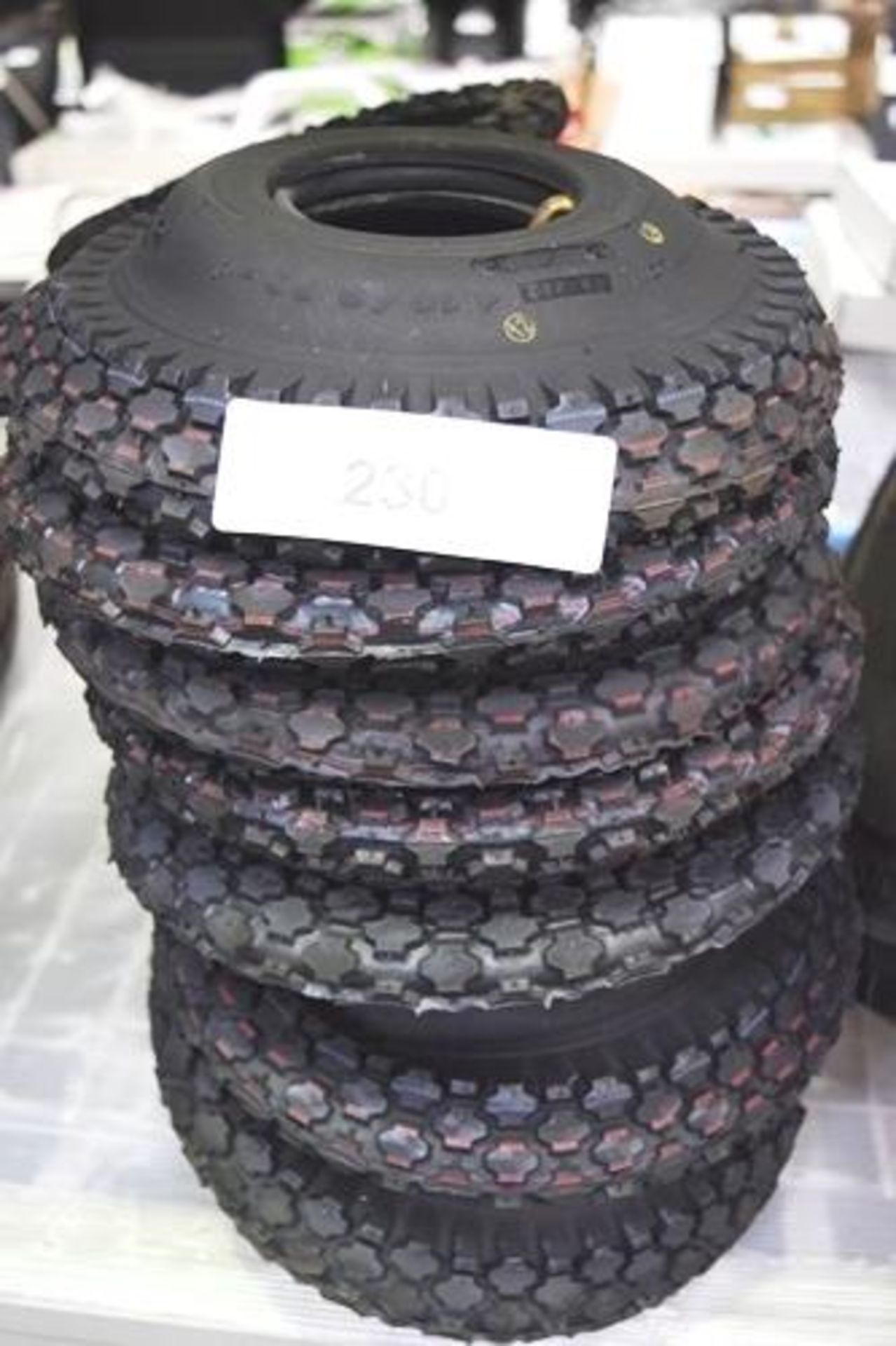 15 x Delo Tire 4.10/3.50-4 PR tyres - New (GS10) - Image 2 of 2