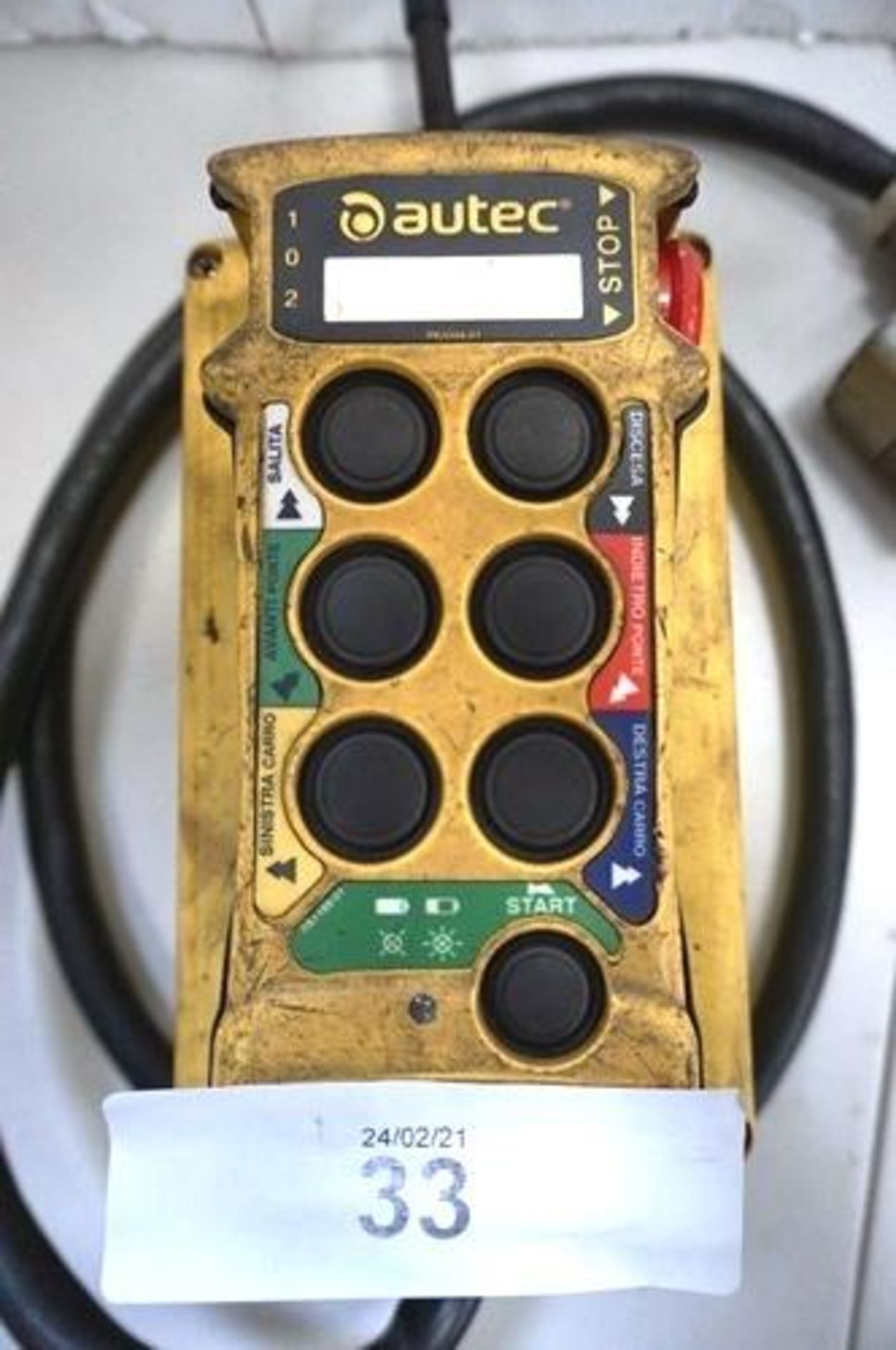 An Autec radio remote control unit, comprises receiver unit, controller, no battery, untested - - Image 4 of 5