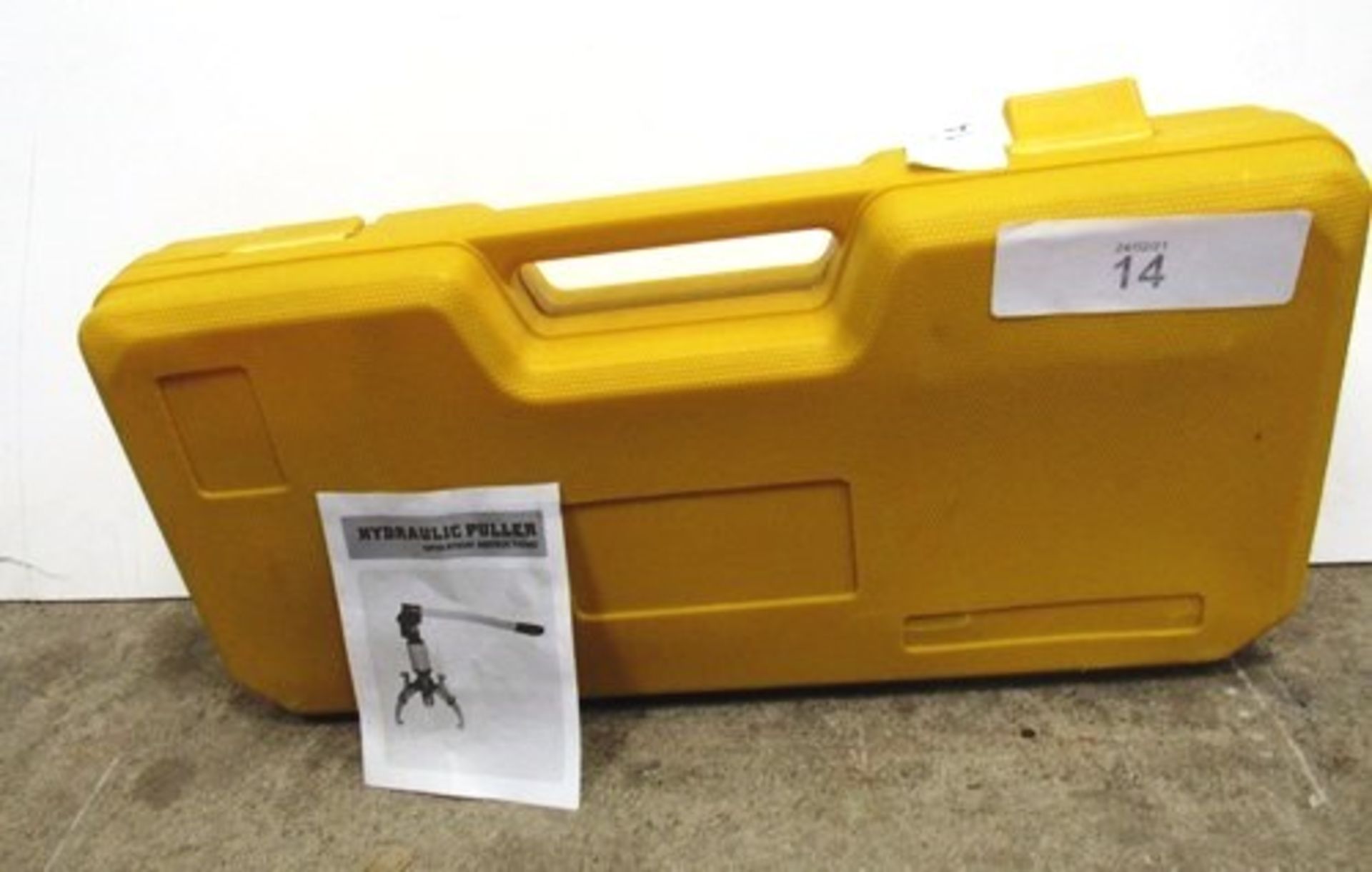 An unbranded hydraulic 3 legged puller in plastic carry case, model YL-15 - New (TC3) - Image 2 of 2