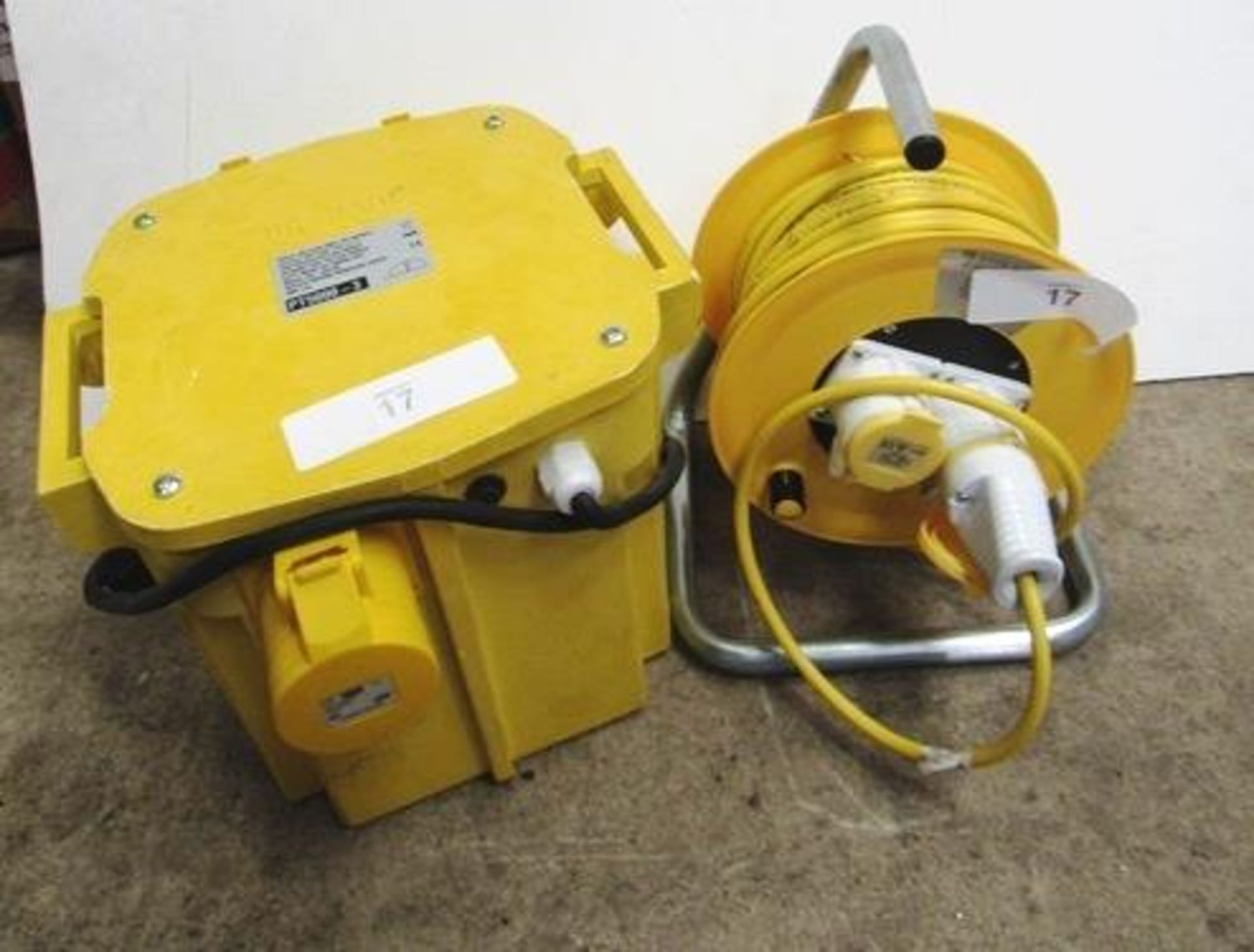 A 110V single phase 2500VA ballast with 2 x 16 amp output and 1 x 32 amp output, model PT5000-3,