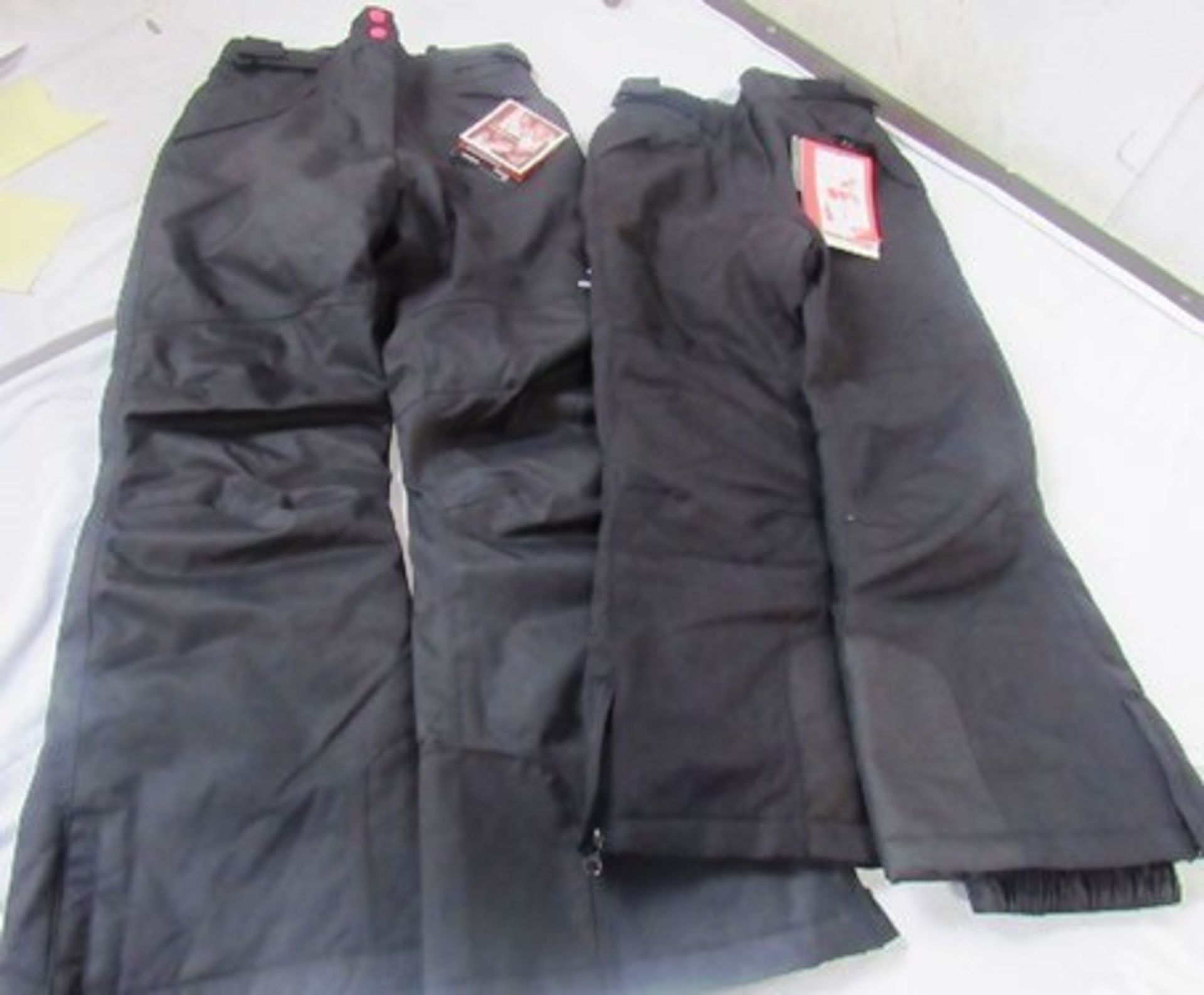 A quantity of children's outdoor clothing comprising 3 x Dean jackets, 2 x size 5-6yrs and 1 x - Image 2 of 4