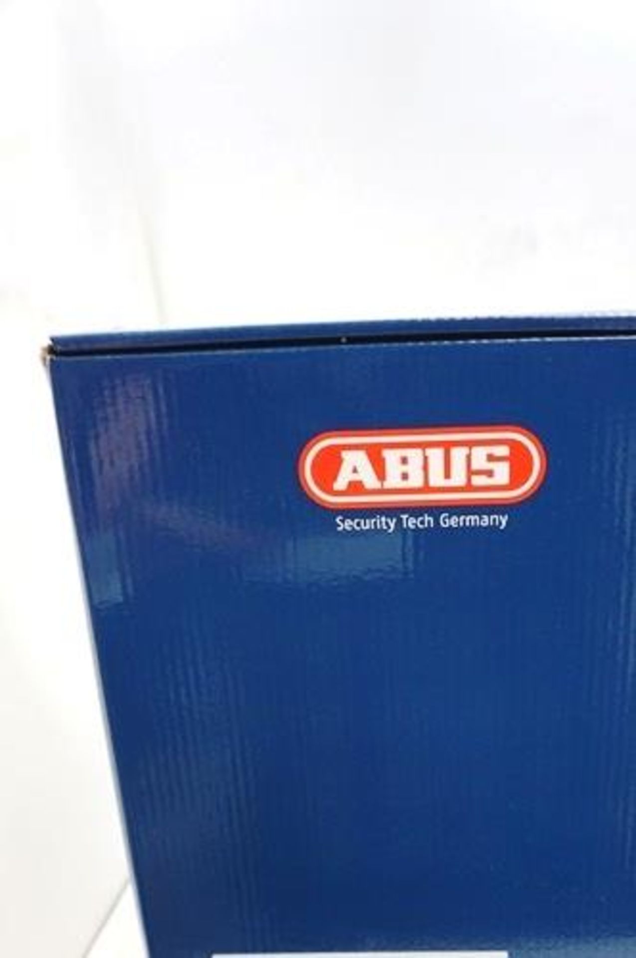 Abus Secvest touch wireless alarm system, model FUAA50500, control panel only - Sealed new in box ( - Image 2 of 2