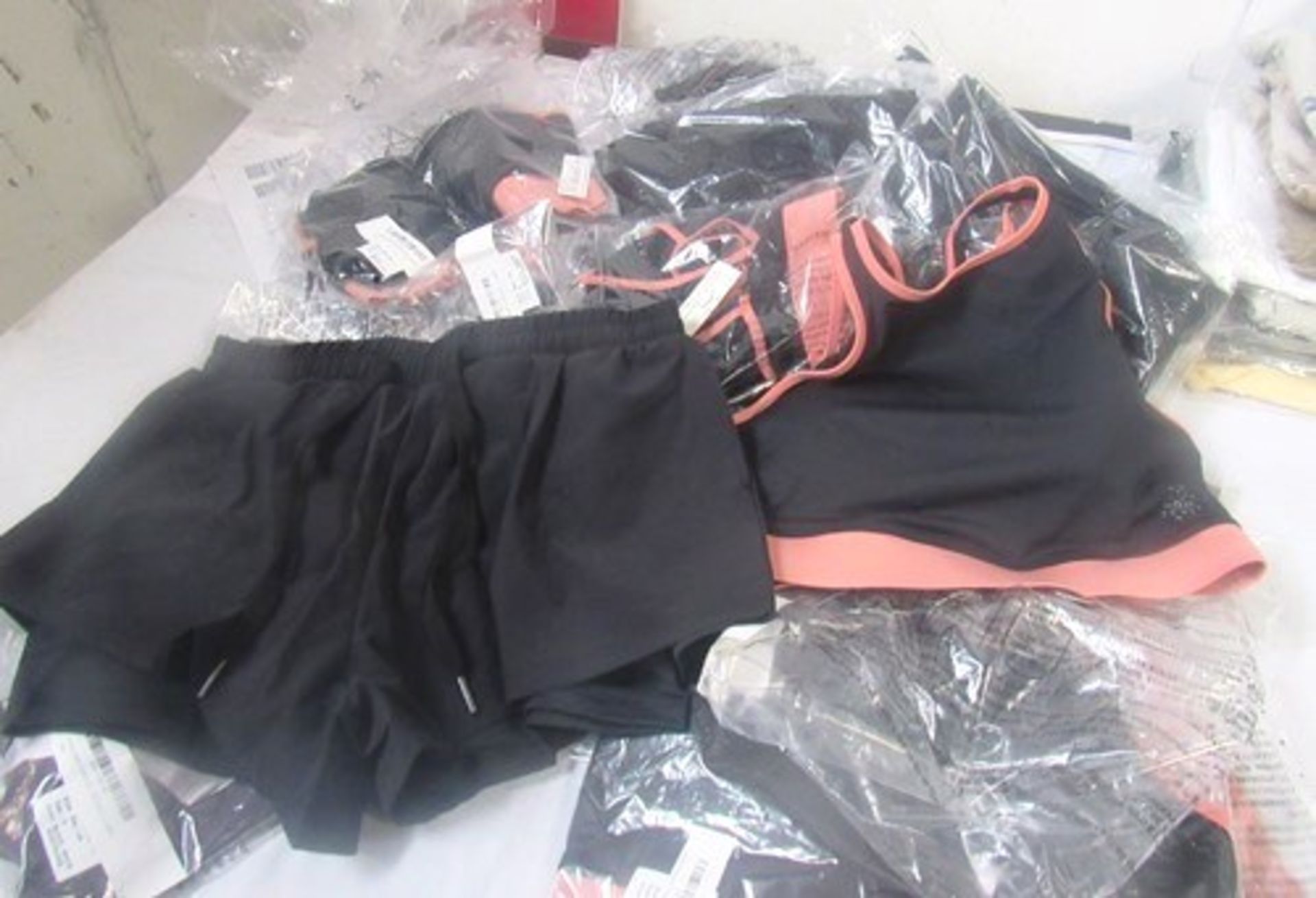 A good quantity of ladies Aurique sportswear including 10 x sports bra and 8 x pairs shorts, all