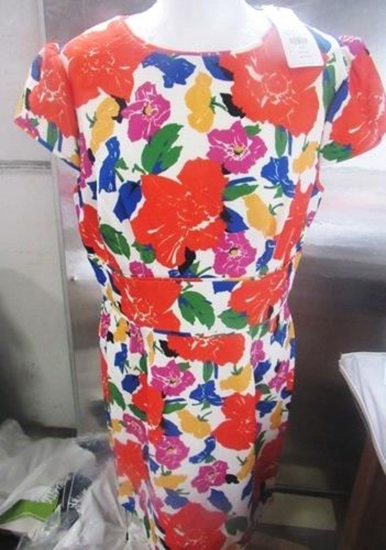 1 x Damsel in a Dress Mirian floral dress, fully lined, size 10 - New with tags (ESB17B)