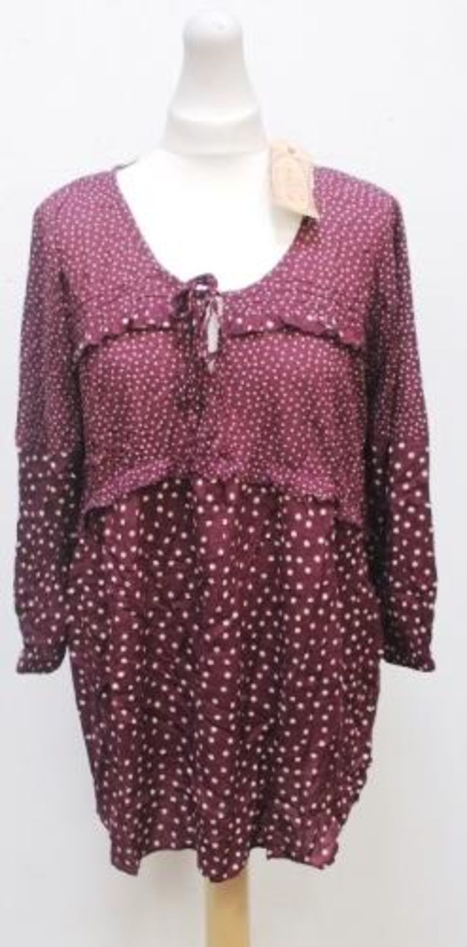 4 x Fat Face deep berry Meredith spot longline tops, and 1 x Ariana spot dress assorted sizes,