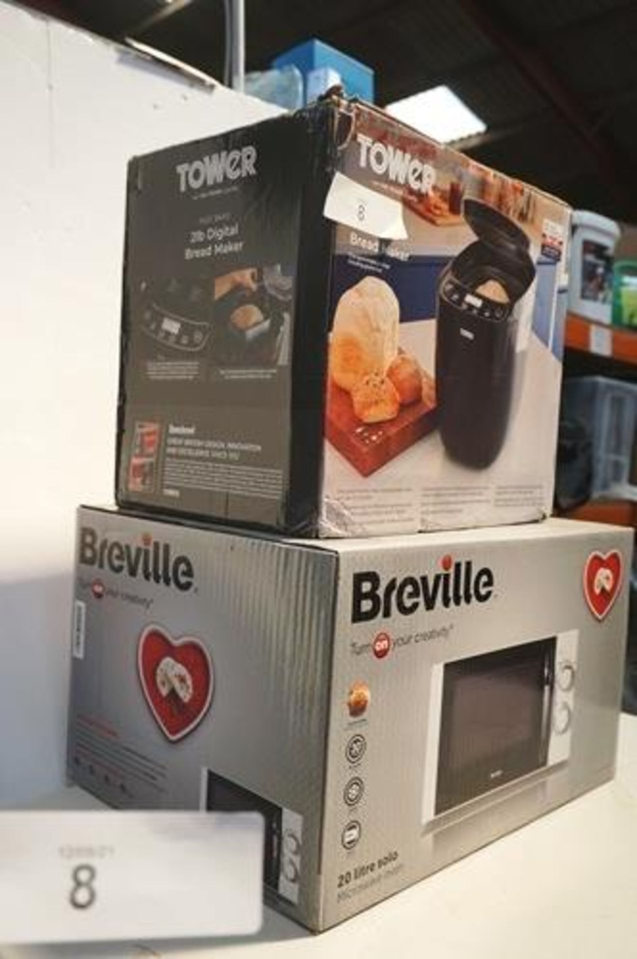 1 x Breville white 20ltr microwave oven, model B20E9MSW, together with 1 x Tower 2lb fast bake - Image 2 of 2