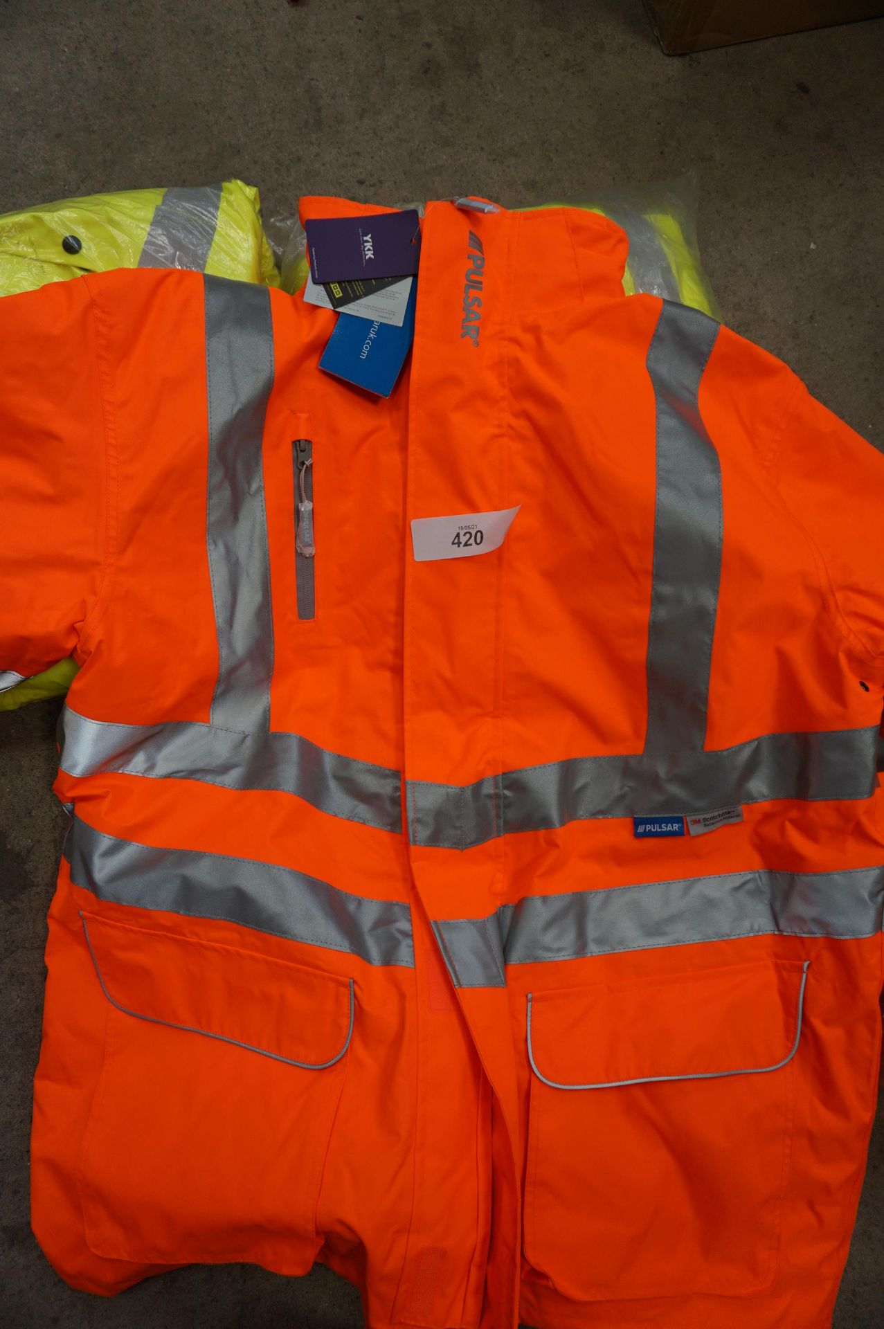 7 x assorted Hi-Visibility clothing including 2 x Tuffsafe breathable jackets,,, size M, 1 x Bally - Image 5 of 8