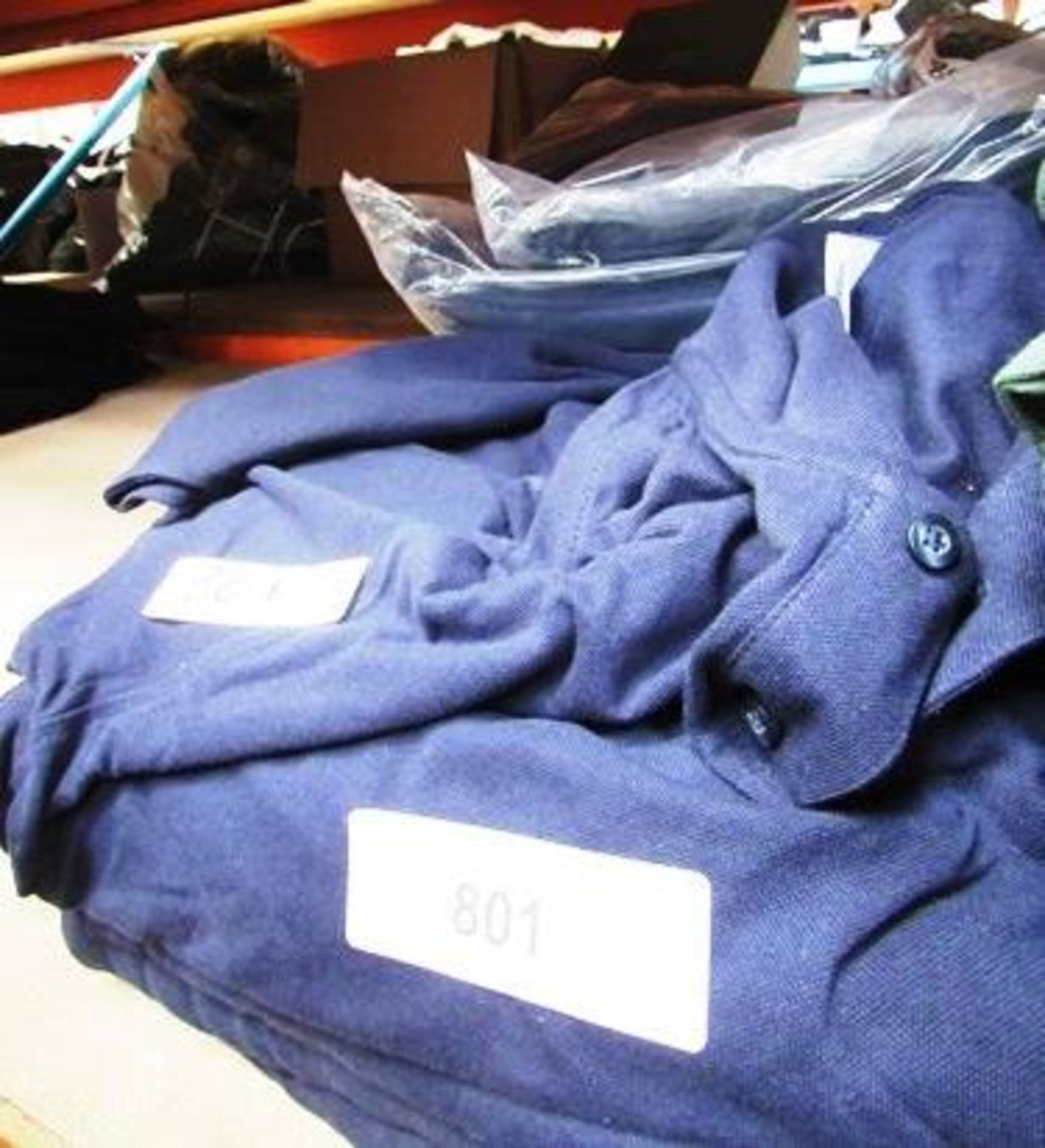 A good quantity of Russell polo shirts, mostly navy and green in various sizes - Grade B (ES8B) - Image 2 of 2