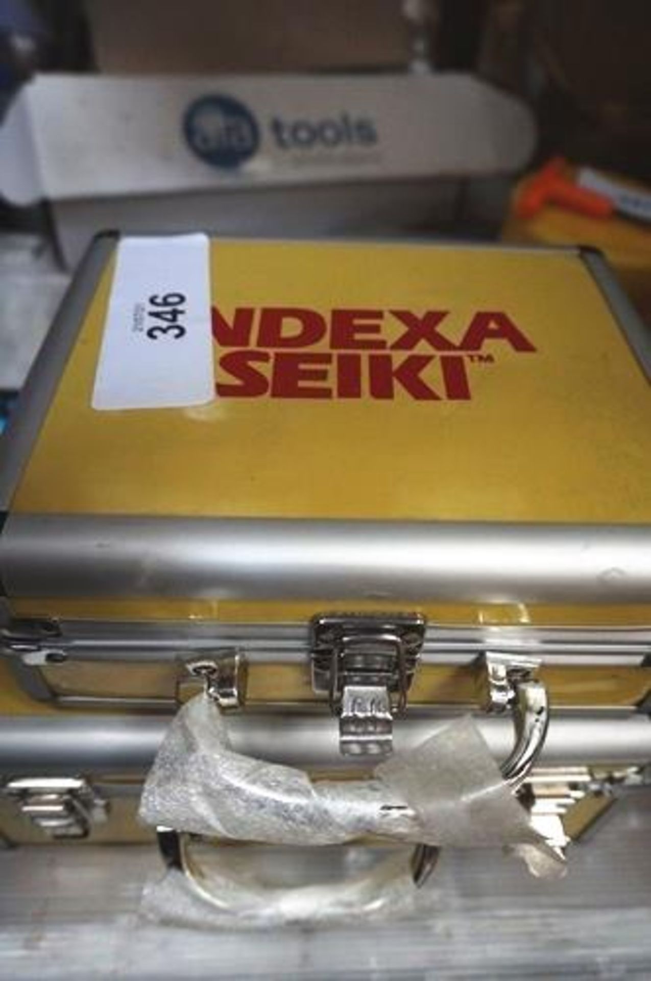 1 x Indexa Seiki M2-M7 tapping head set in case, together with Indexa Seiki M4 to M12 tapping head