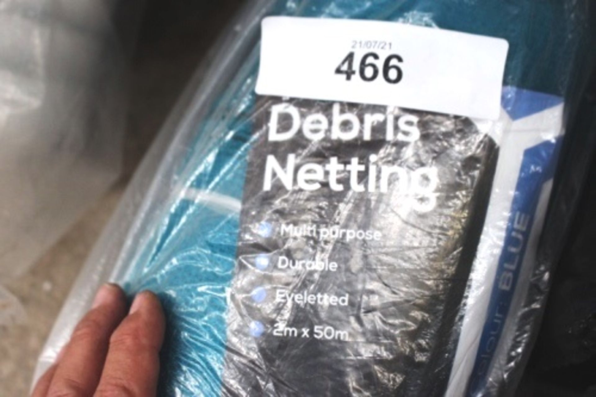 1 x P.E. Debris white netting, 3m x 50m, 1 x Geo Textile fabric, 4.5 x 11.1m (50m2), 1 x debris blue - Image 4 of 4