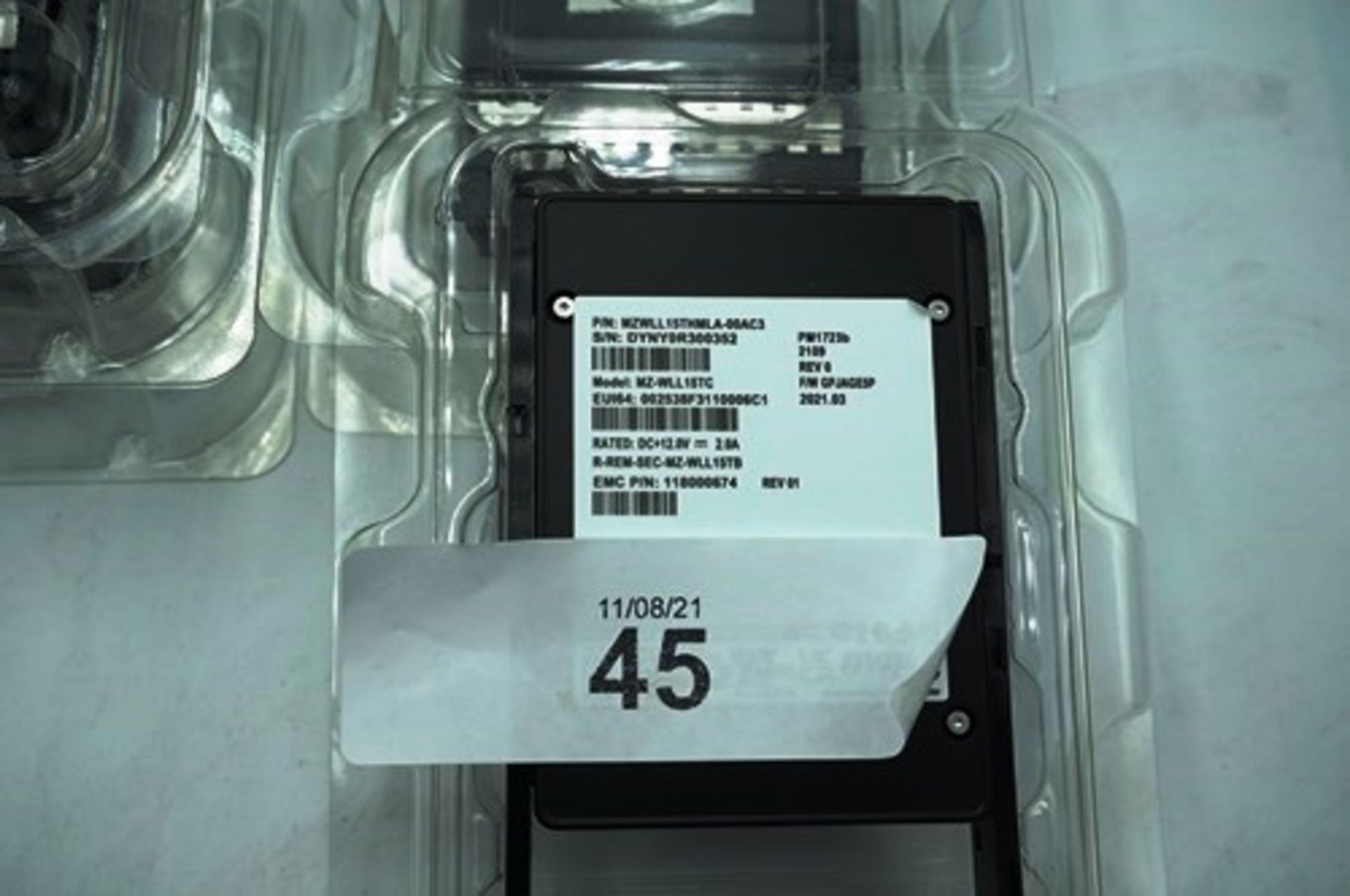 4 x Dell EMC 15.36TB Hot-Plug hard drives, 2.5", Ref: MZ-WLLI5 TC - New in box (C1) - Image 2 of 2