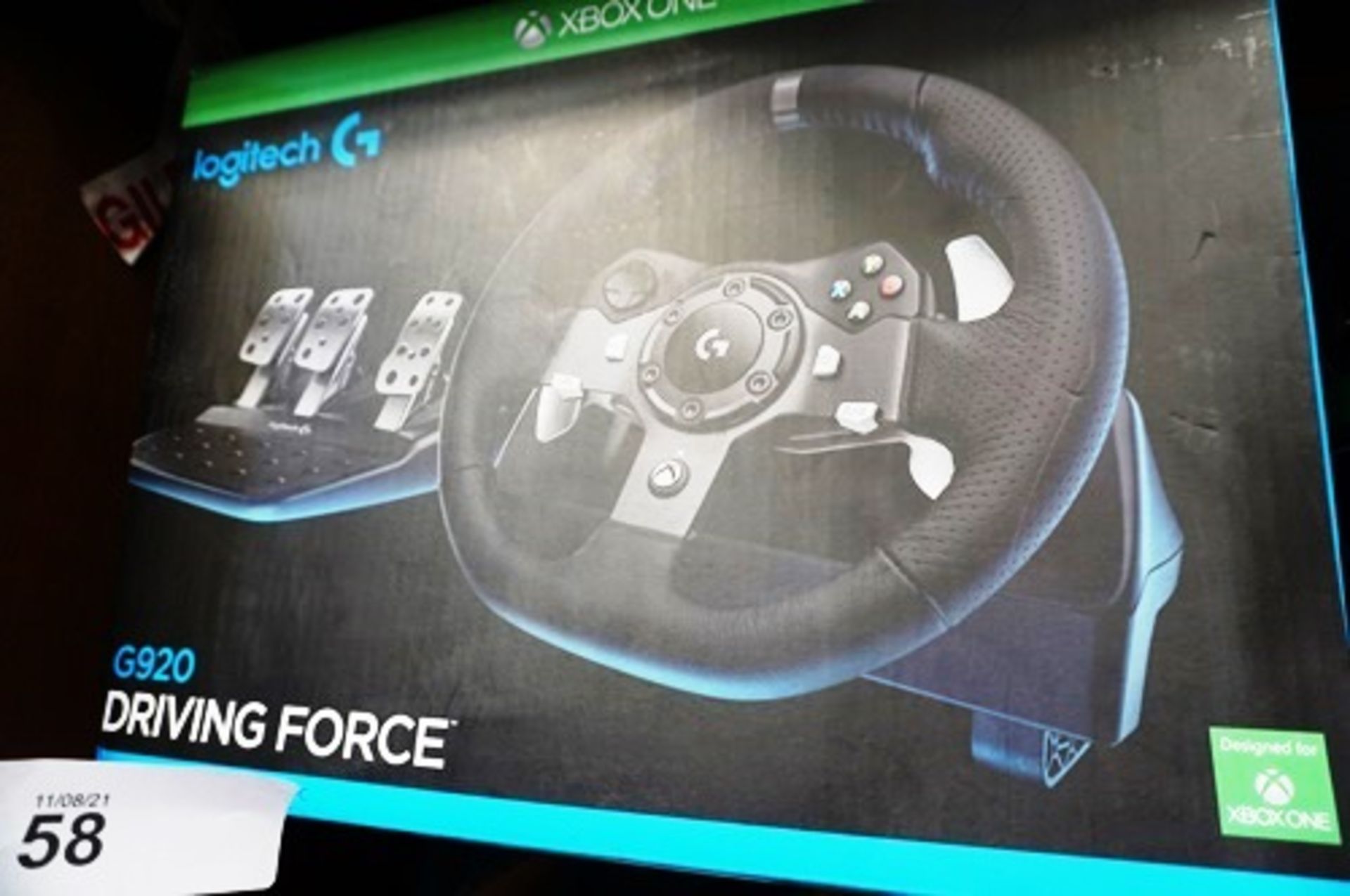 1 x Logitech G920 Force Feedback steering wheel for Xbox One, model W-U0004, powers on, not fully - Image 4 of 5