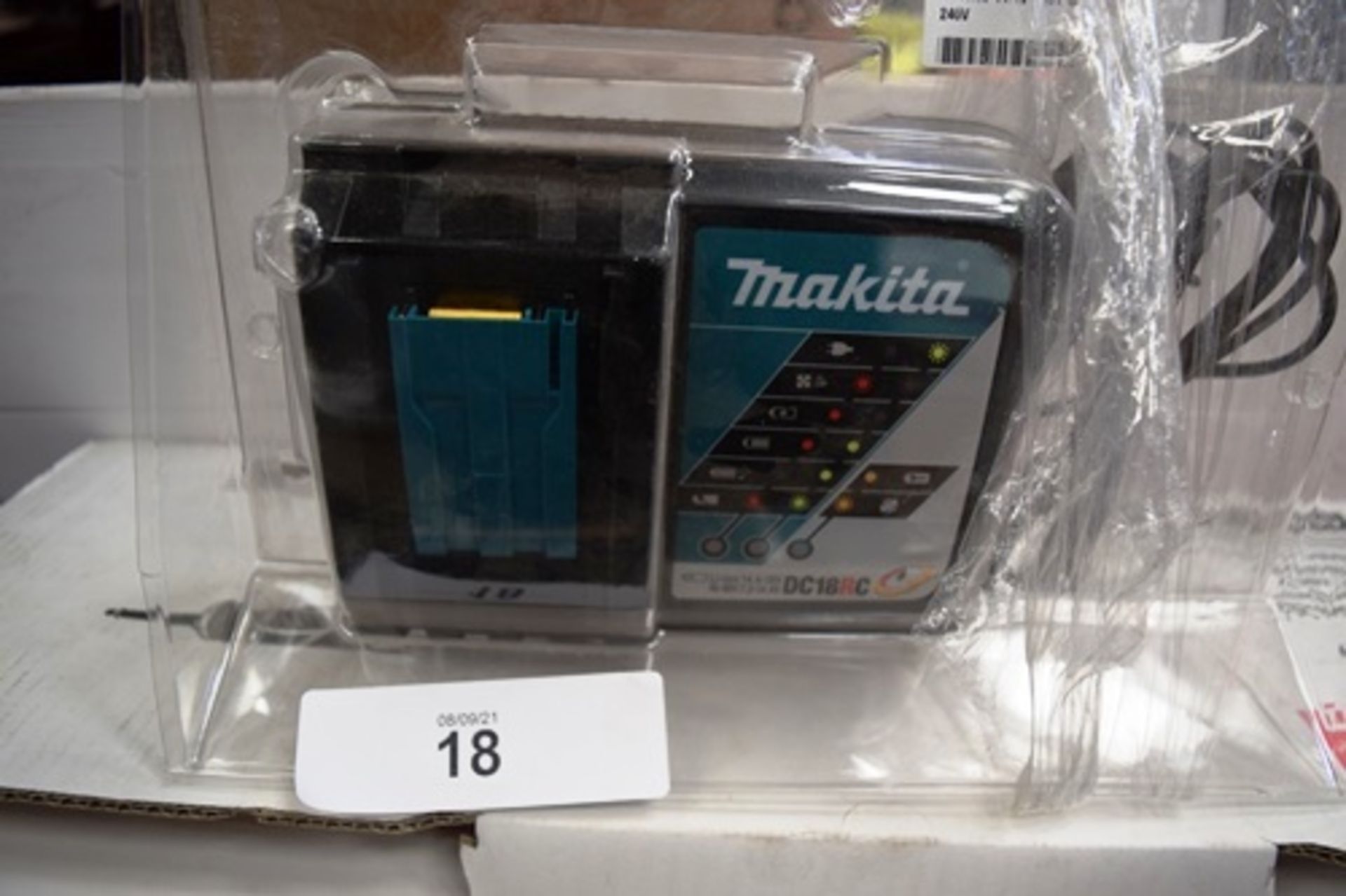 1 x Makita 5" straight grinder, model GS5000, 240V with manual and original box, 1 x Makita charger, - Image 4 of 4