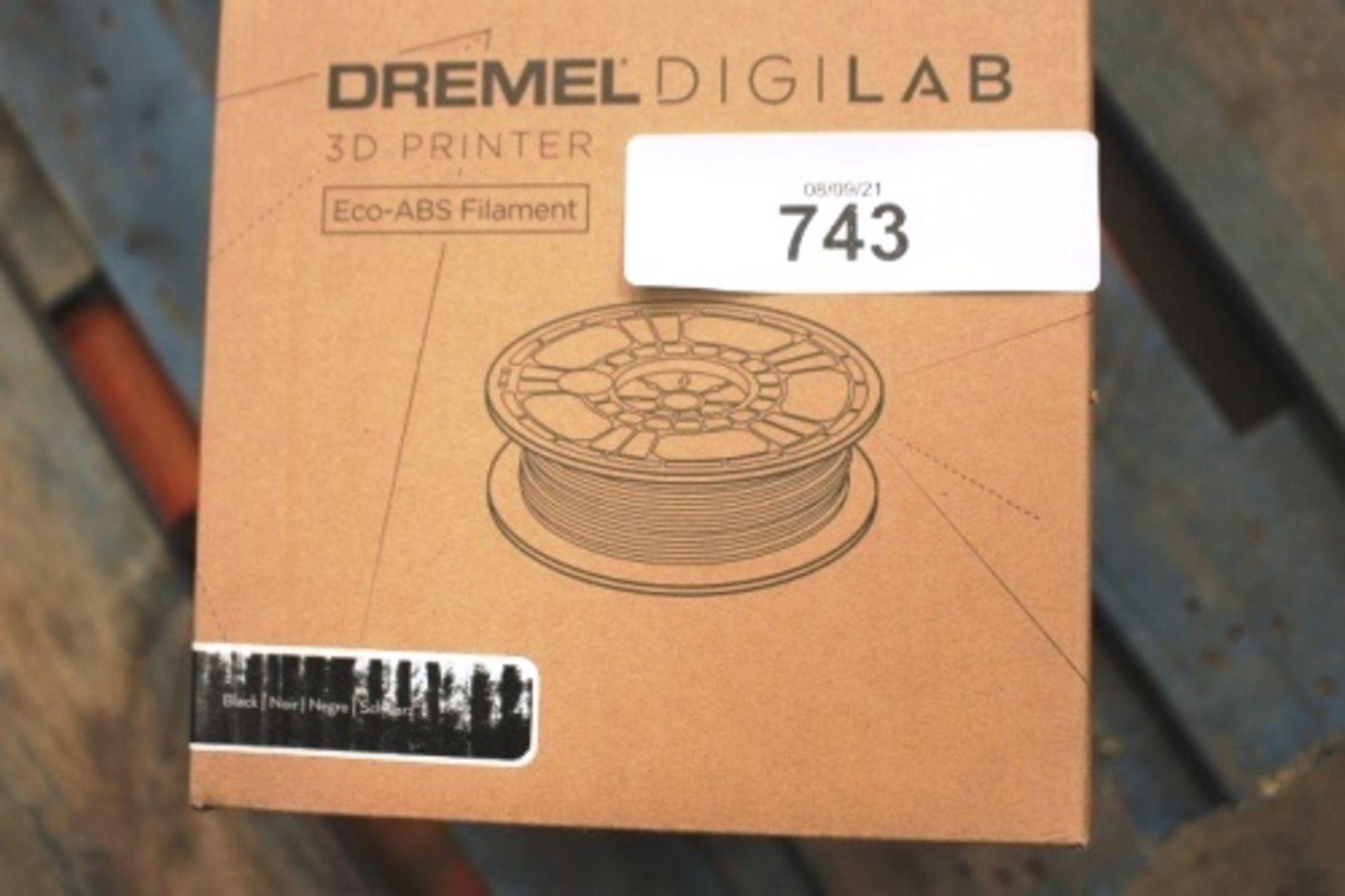 6 x 0.5kg rolls of Dremel 3D45 printing filament, specification 1.75m diameter, model 2615DF45JB -