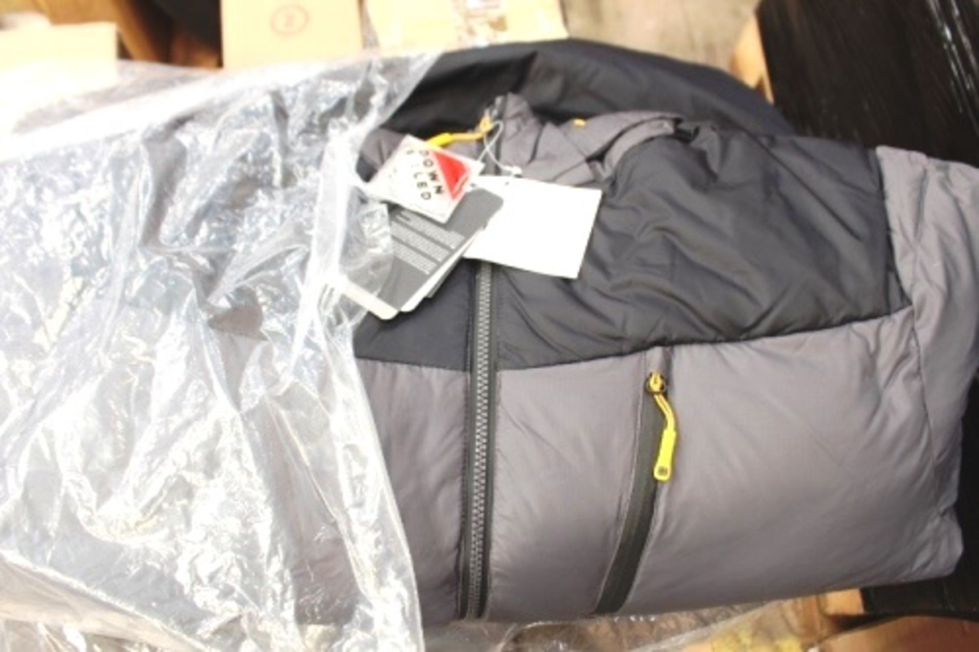 1 x Mountain Warehouse men's polar expedition down dark grey padded jacket, Size L, RRP £219.99