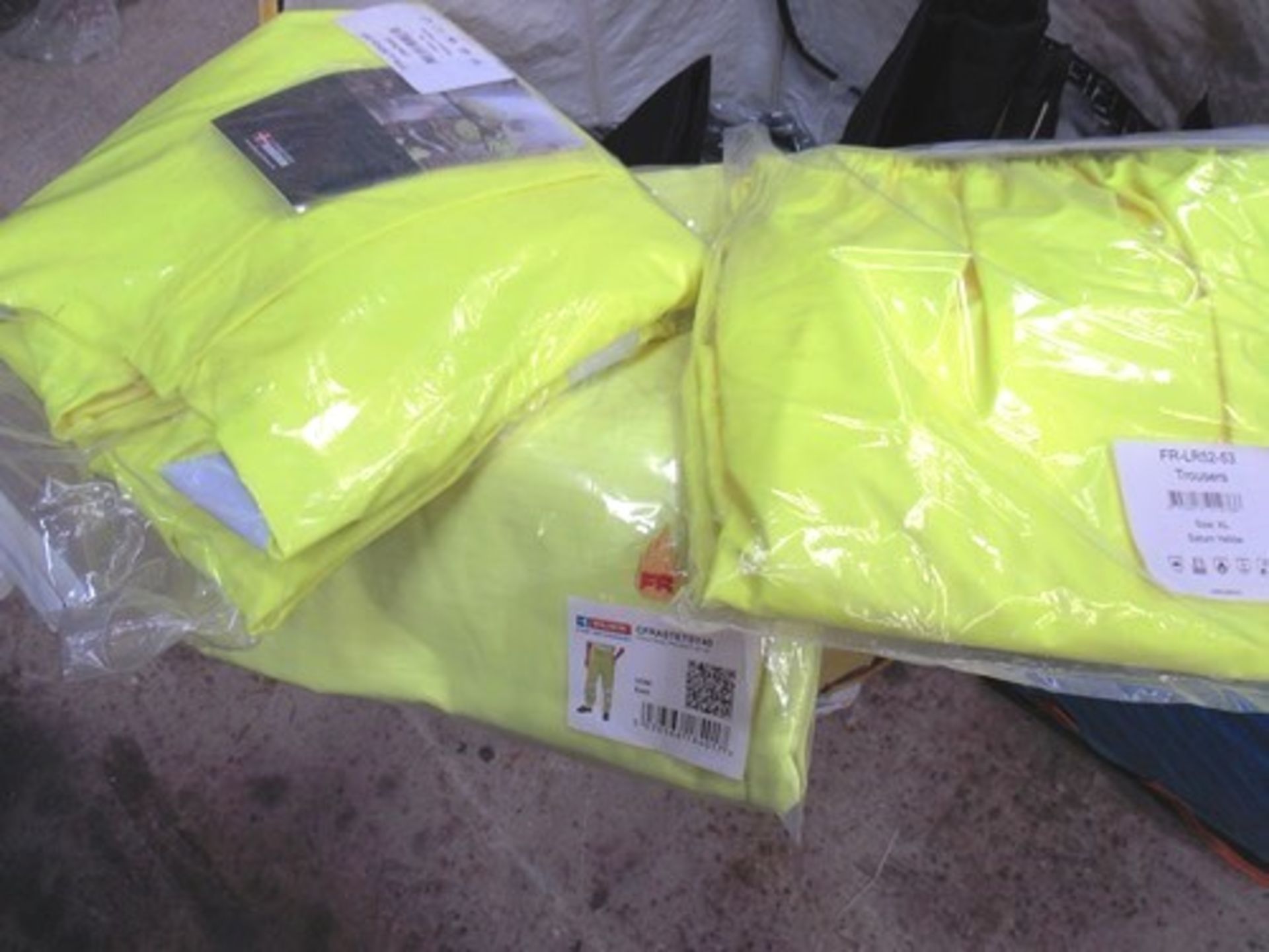 A good quantity of work wear including 9 x Kariban jackets, company logo'd, 9 x items of fluorescent - Image 2 of 3