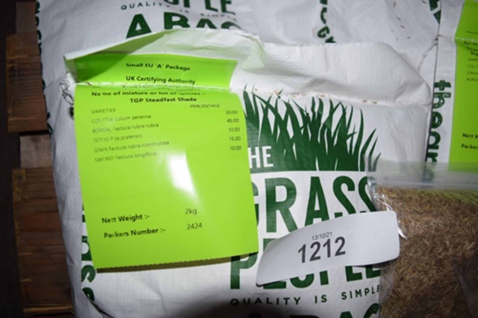 2 x 2kg sacks of The Grass People TGP Steadfast shade,2 x 2kg sacks of The Grass People Superstar