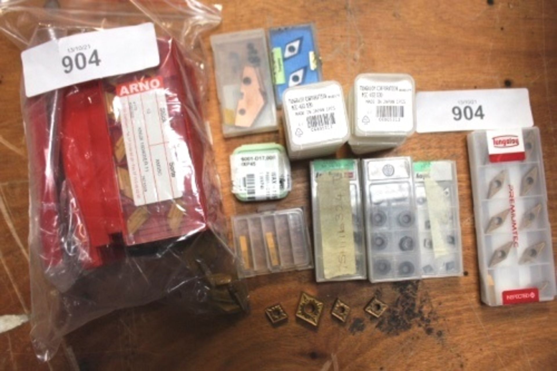 A selection of assorted inserts - Grade B (SW9)