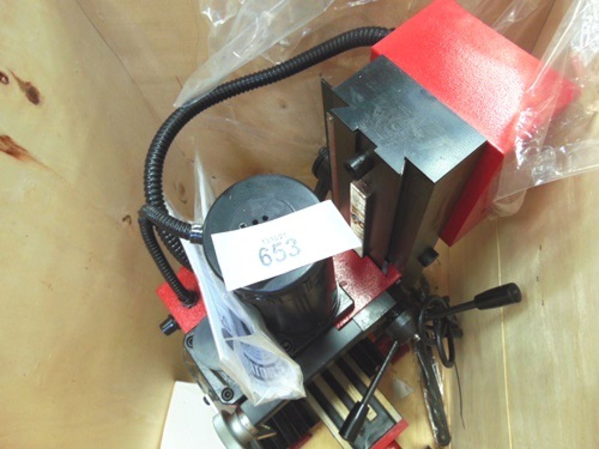 1 x Osaki mini milling/drilling machine, model MMD250, code OSA-271-5500K (GS26end)