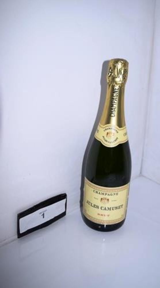 Timed General Auction Including Wine, Luxury, Clothing & Collectables