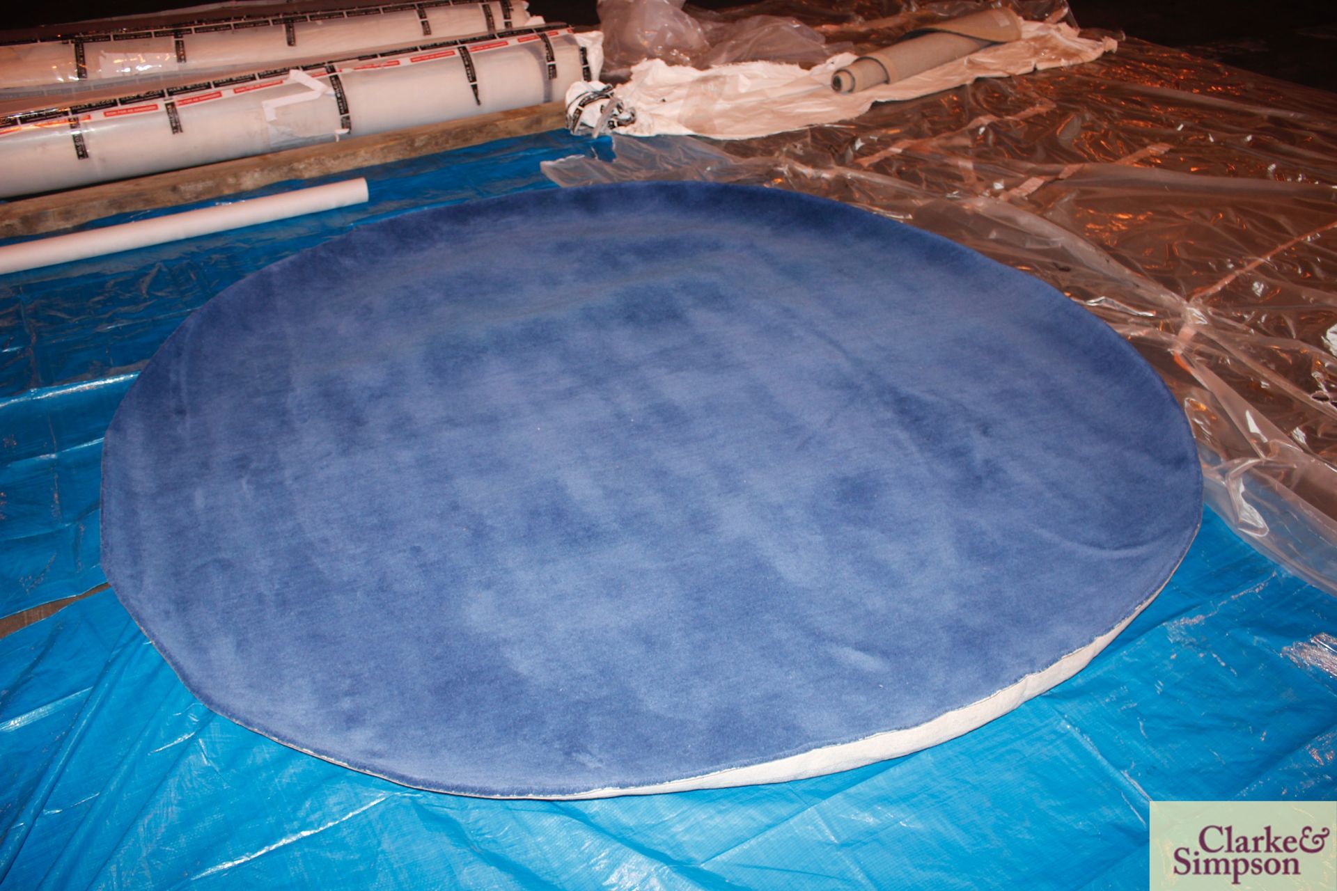 250cm circular blue 100% Indian wool rug (C5). - Image 4 of 5