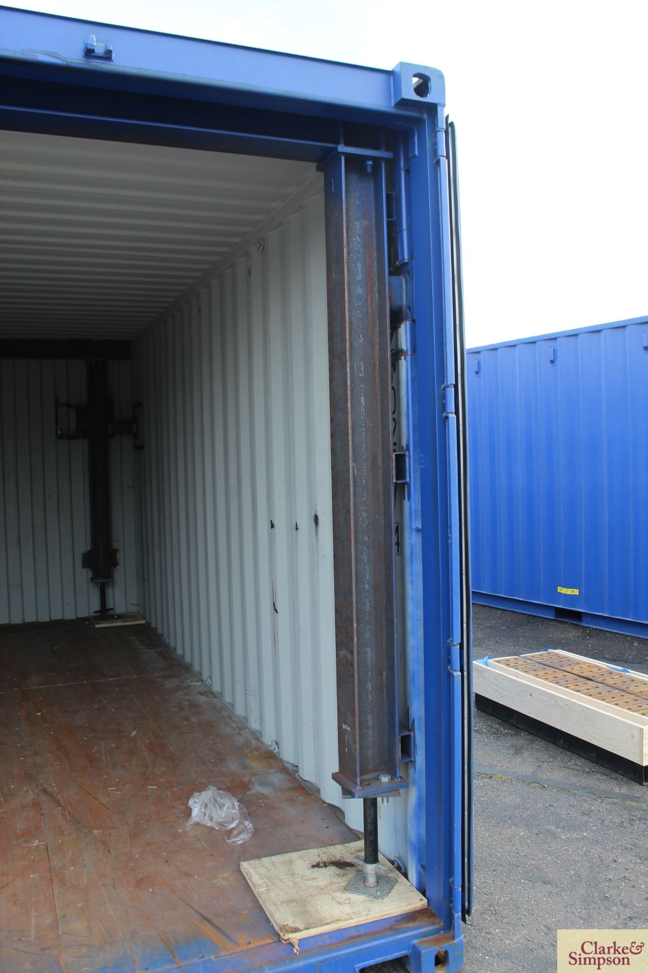 20ft x 9ft6in high shipping container. 2019. Partially reinforced to interior to include plates - Image 12 of 19