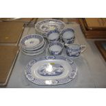 A quantity of Old Chelsea dinnerware