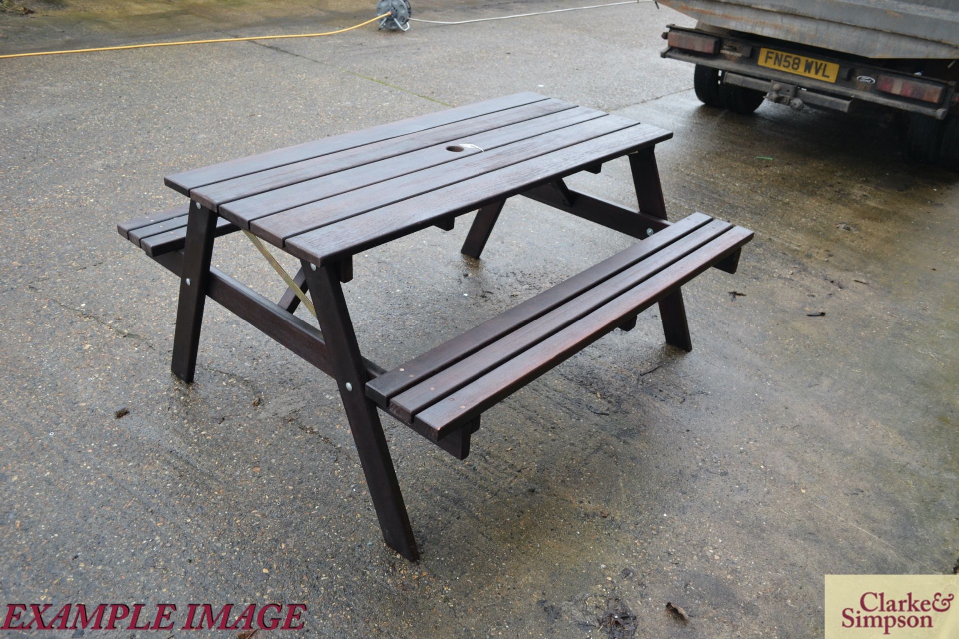 10x stained Eucalyptus 1.5m 6 seater picnic bench. - Image 6 of 6