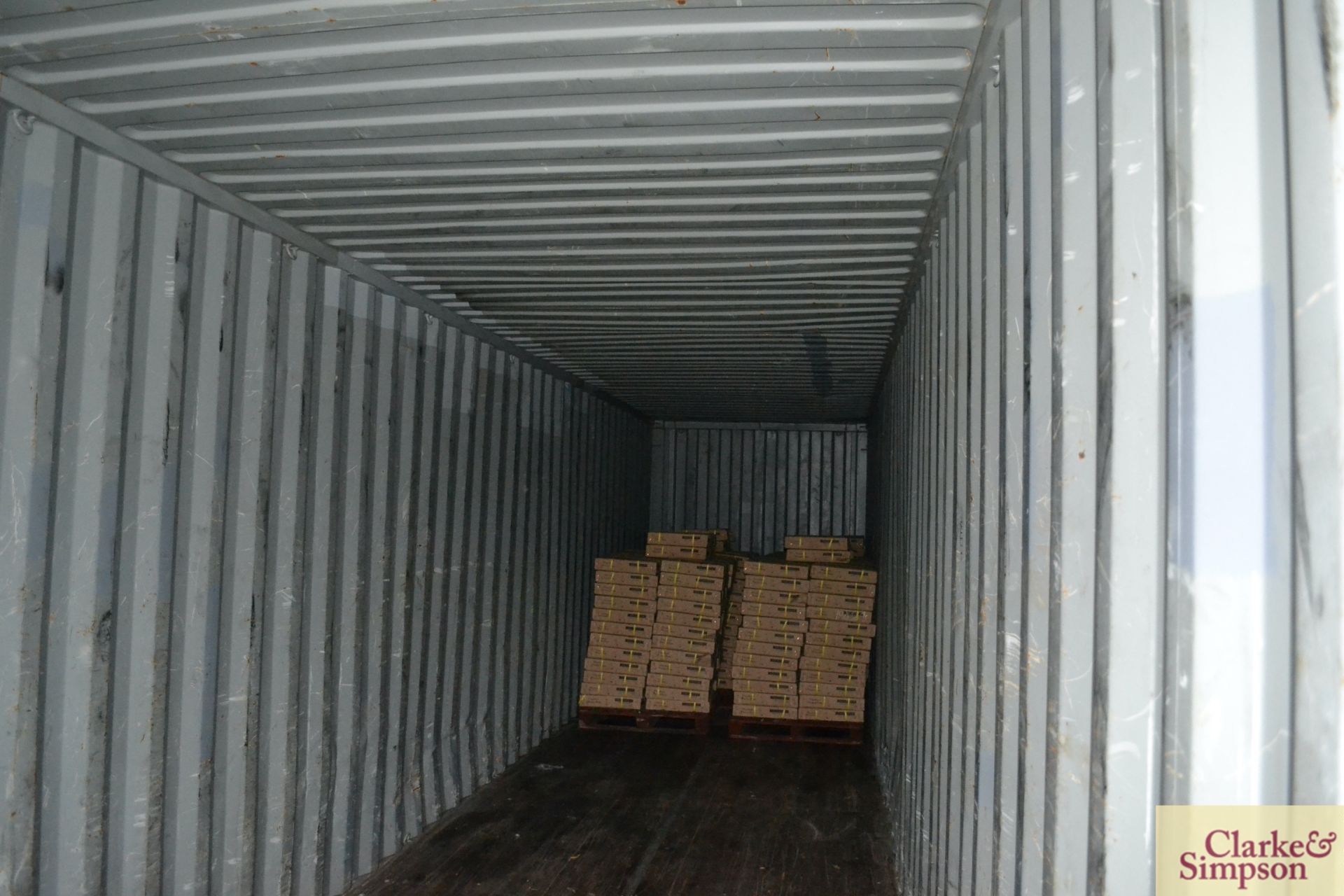 40ft shipping container. 2003. To be sold in situ and removed at purchaser's expense. - Image 5 of 7