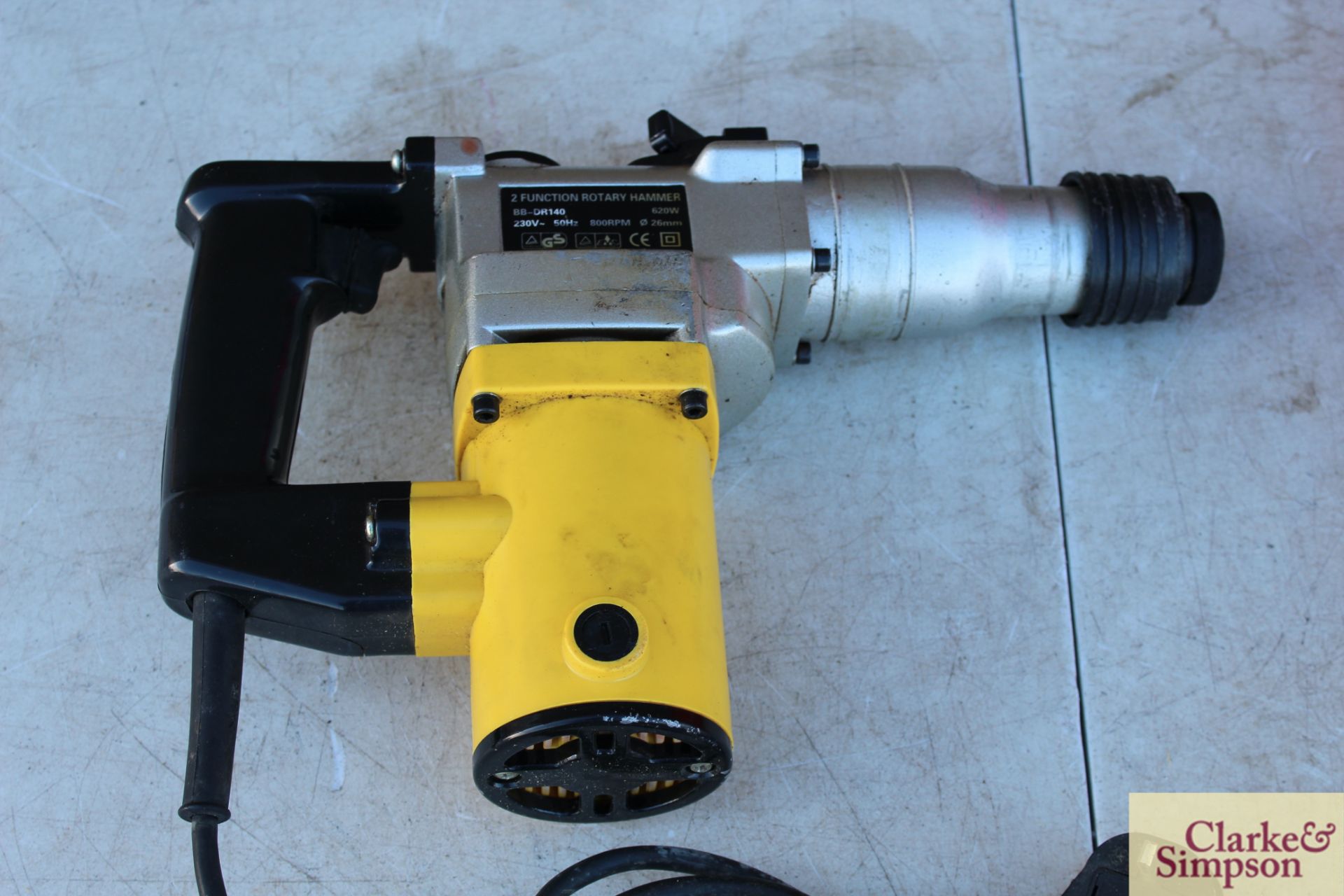 SDS BB-DR140 230V hammer drill in case with conventional chuck. - Image 3 of 4