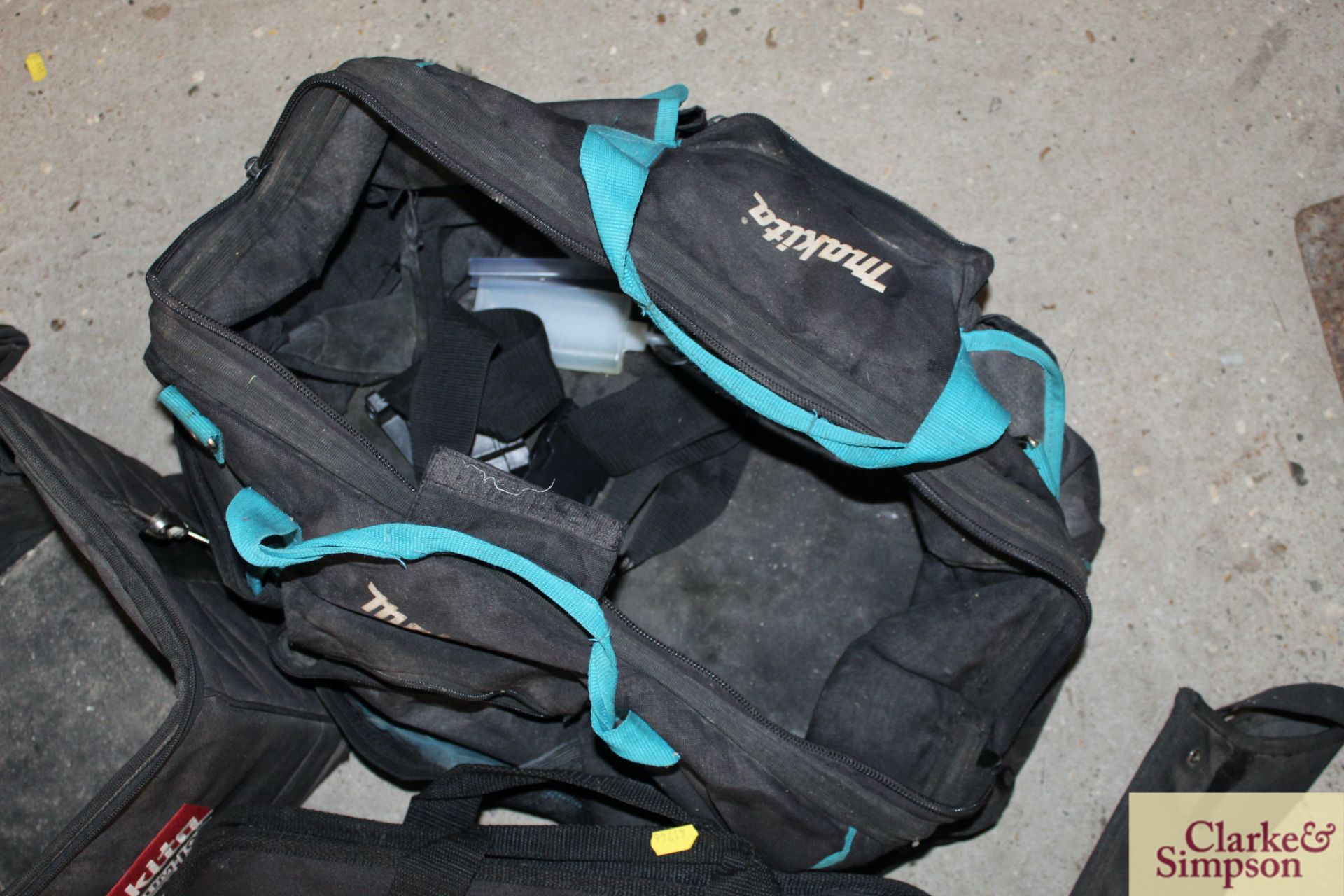 Various tool bags etc to include Makita. - Image 2 of 3