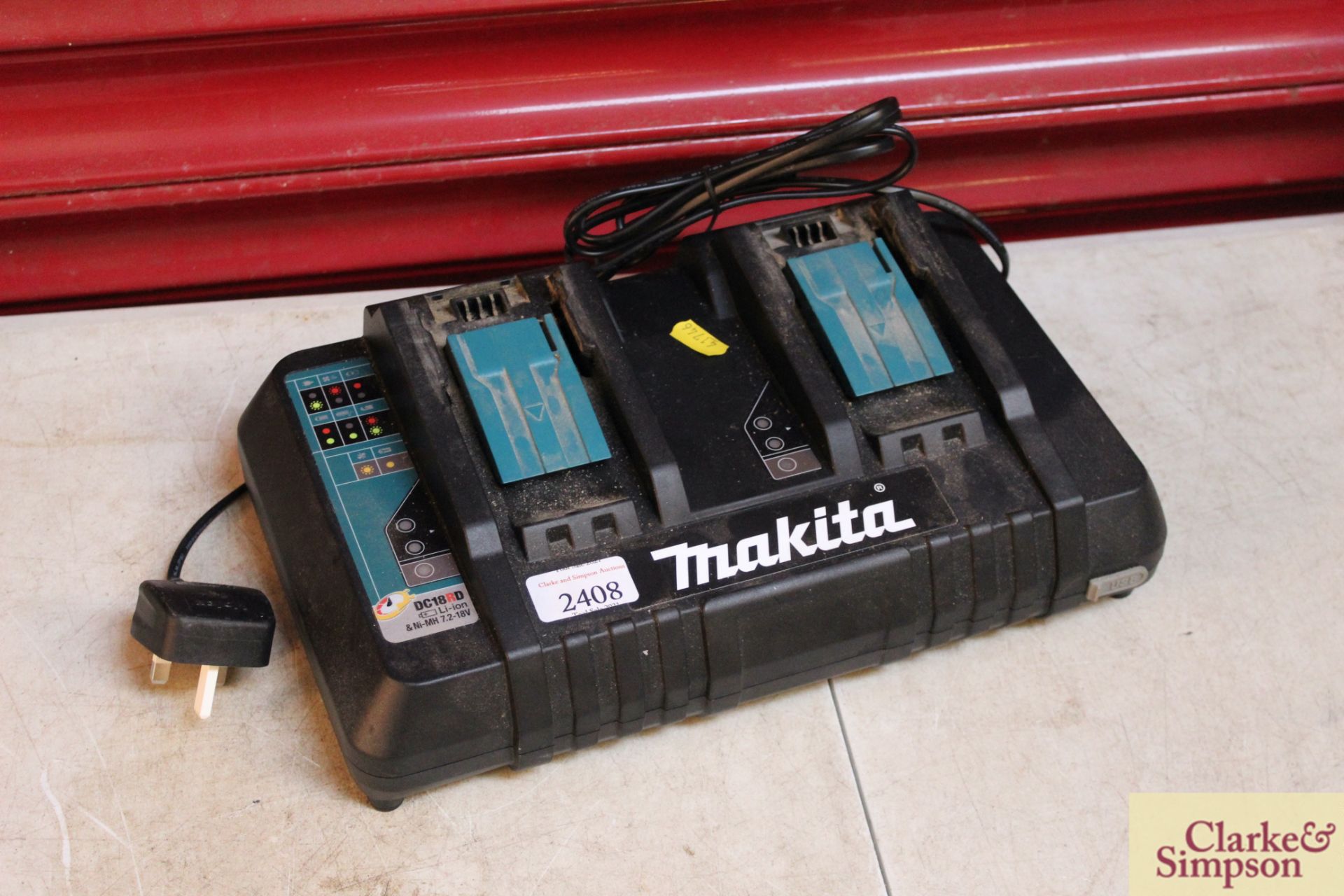 Makita DC18RD twin 17.2V -18V charger.