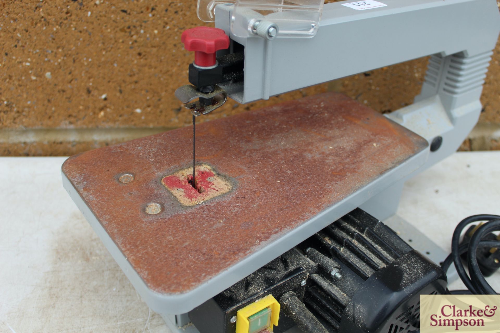 Performance Power PSS85 scroll saw. - Image 3 of 5