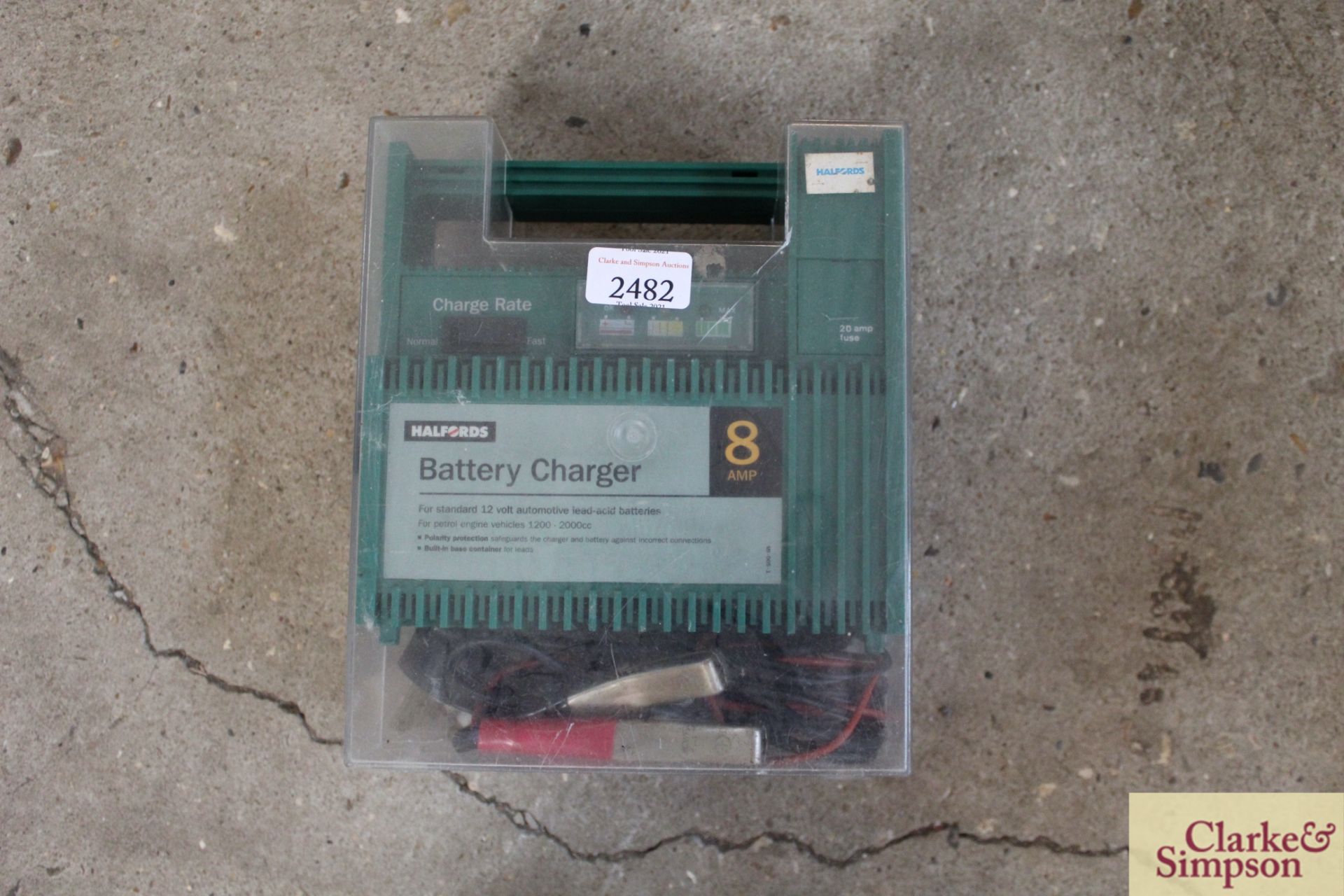 Jump leads and Halfords battery charger. - Image 2 of 2