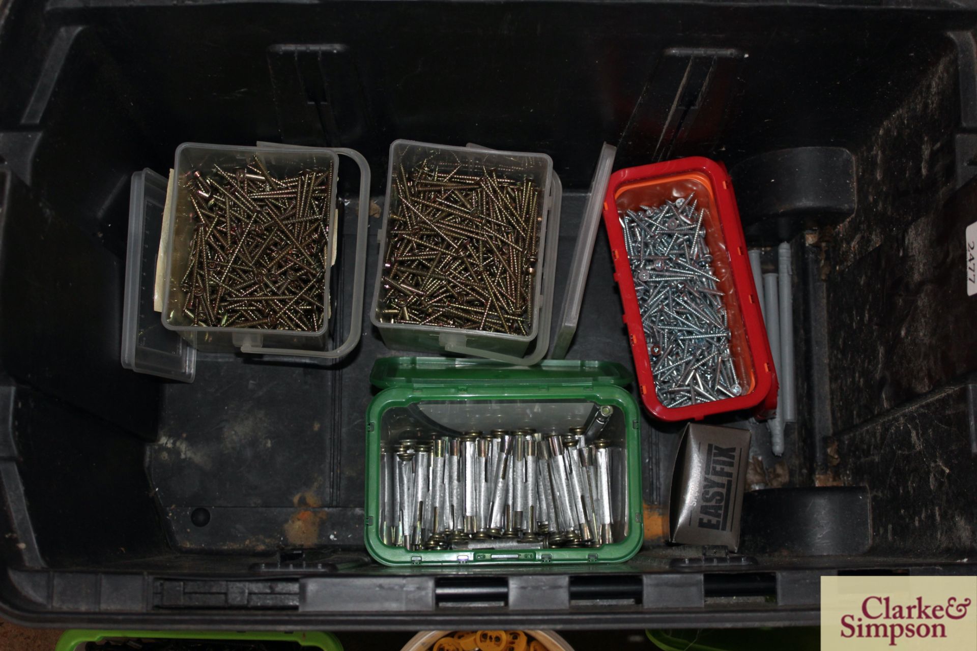 Plastic box with large quantity of screws. - Image 2 of 3